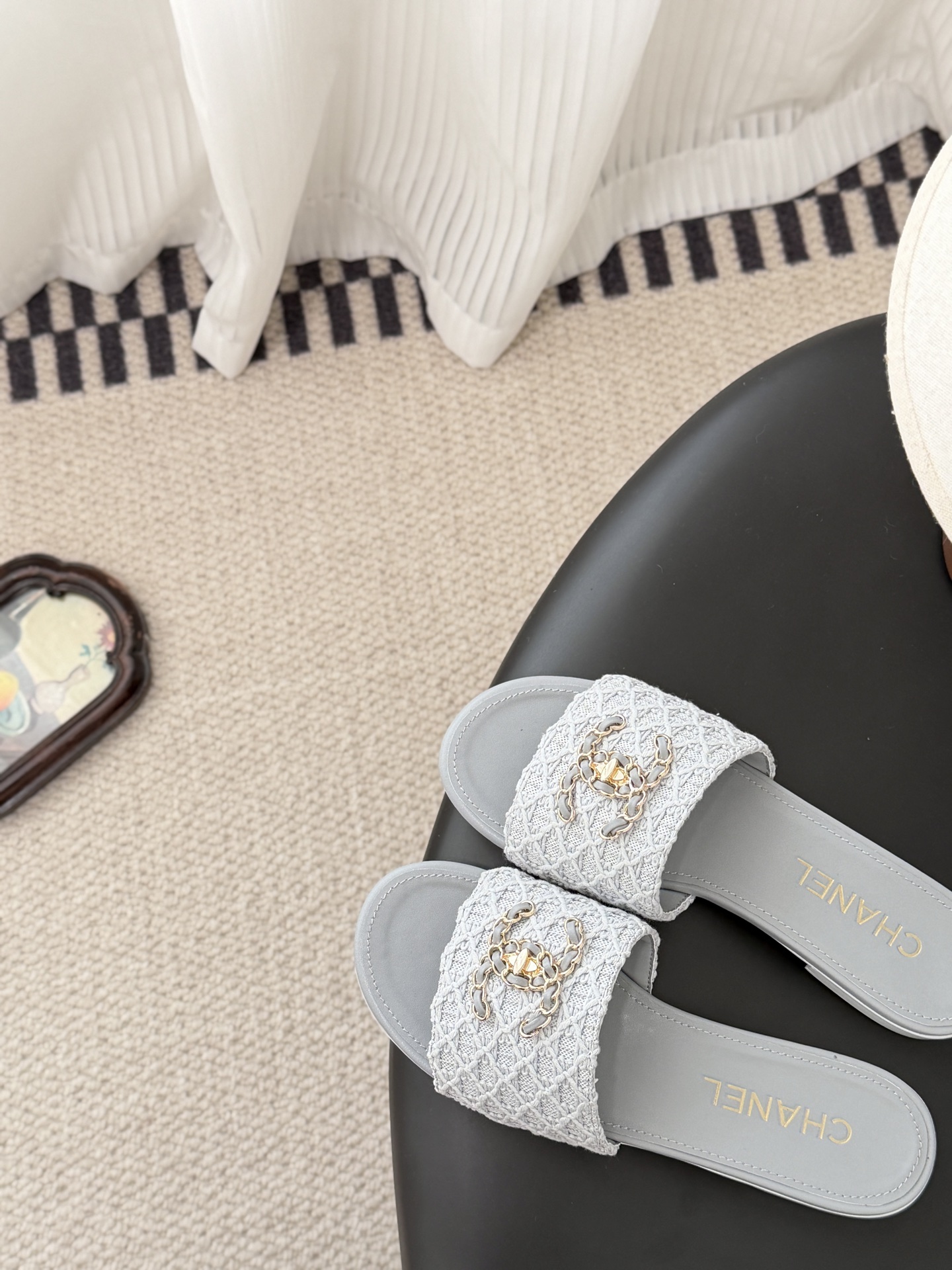 Chanel 26C春夏新款全系列链条拖鞋全系列首发 专柜有的我都有！高版本高品质鞋面牛皮/原版面料 内