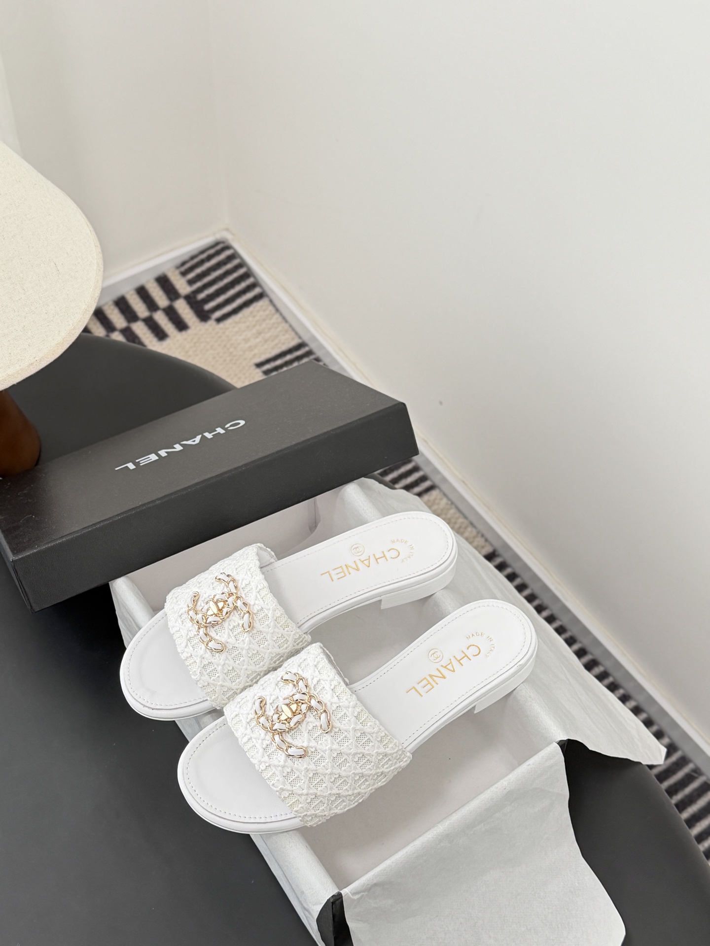 Chanel 26C春夏新款全系列链条拖鞋全系列首发 专柜有的我都有！高版本高品质鞋面牛皮/原版面料 内