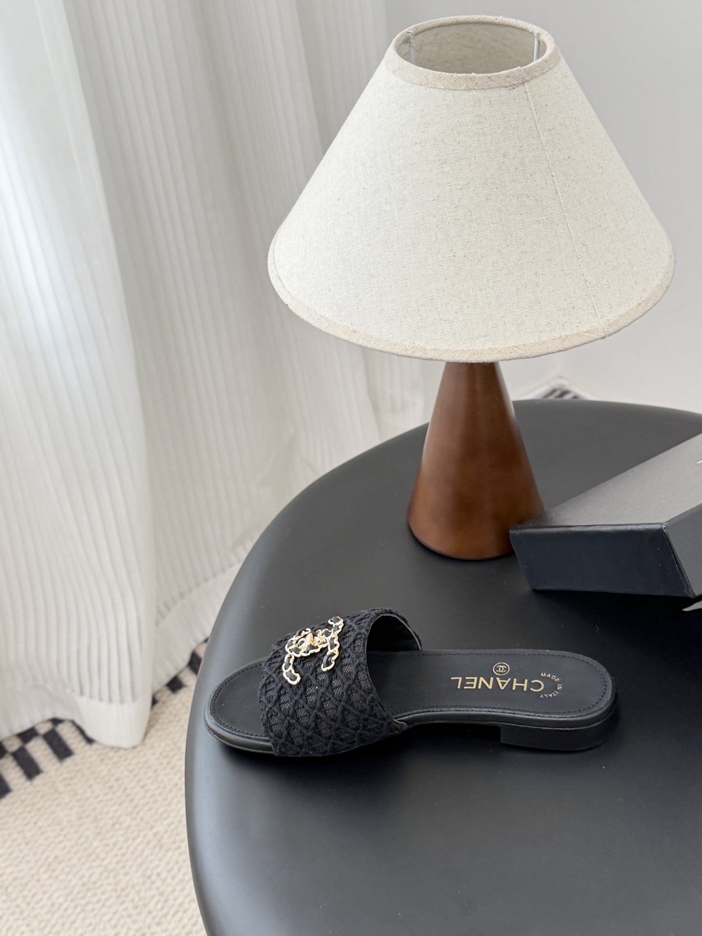 Chanel 26C春夏新款全系列链条拖鞋全系列首发 专柜有的我都有！高版本高品质鞋面牛皮/原版面料 内