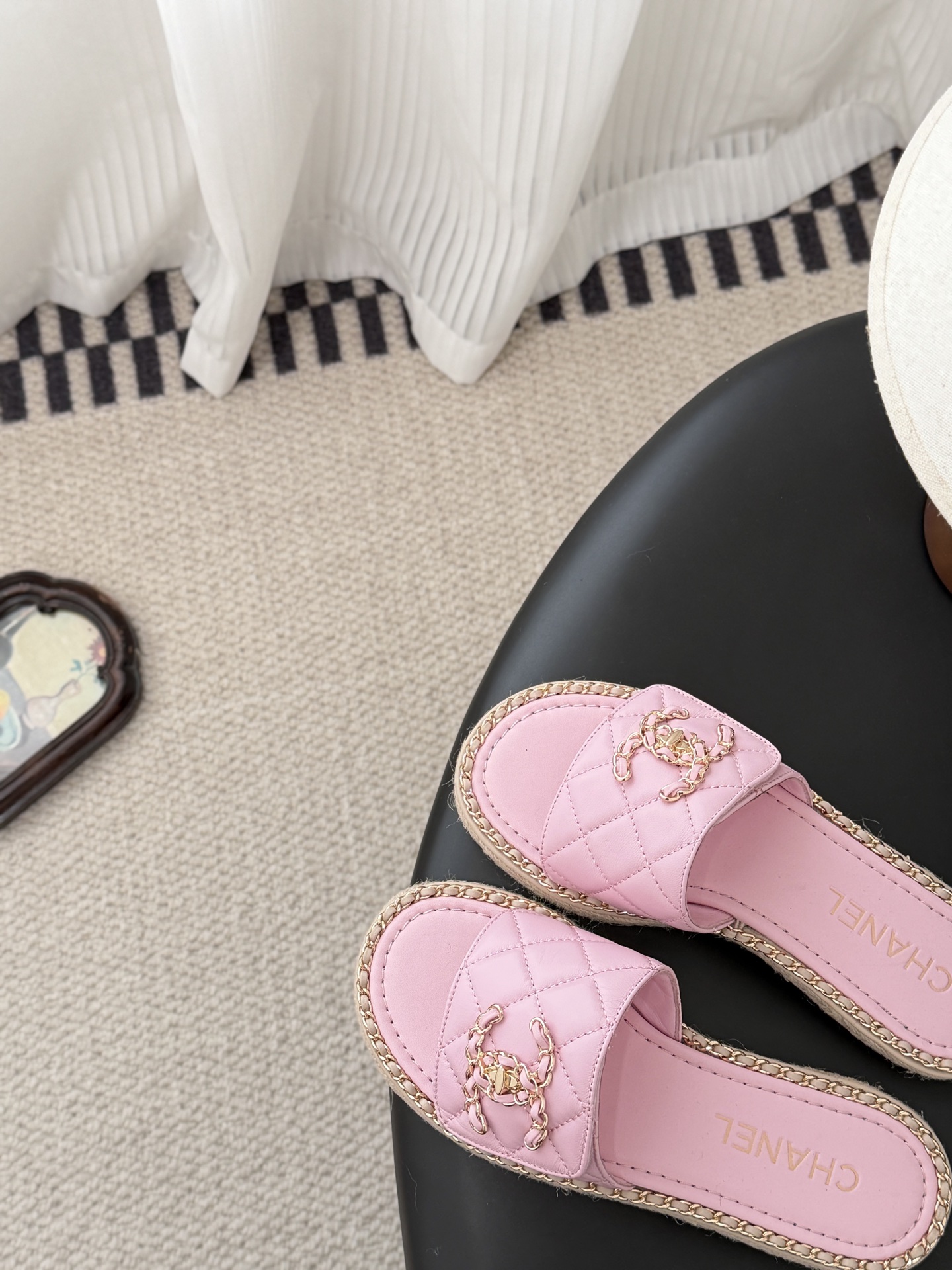 Chanel 26C春夏新款全系列链条拖鞋全系列首发 专柜有的我都有！高版本高品质鞋面牛皮/原版面料 内