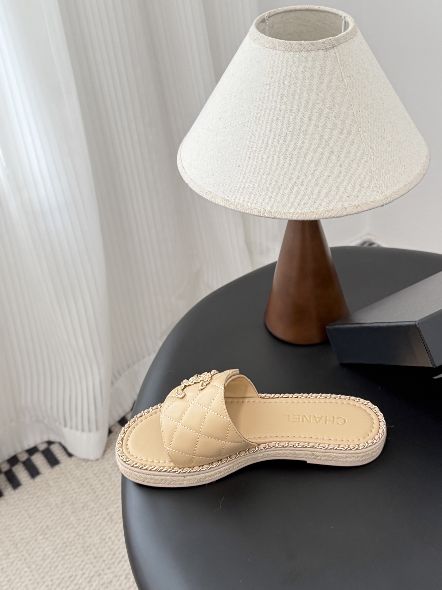 Chanel 26C春夏新款全系列链条拖鞋全系列首发 专柜有的我都有！高版本高品质鞋面牛皮/原版面料 内