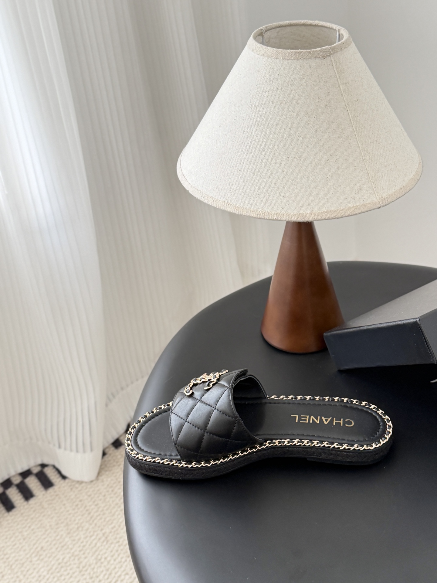 Chanel 26C春夏新款全系列链条拖鞋全系列首发 专柜有的我都有！高版本高品质鞋面牛皮/原版面料 内