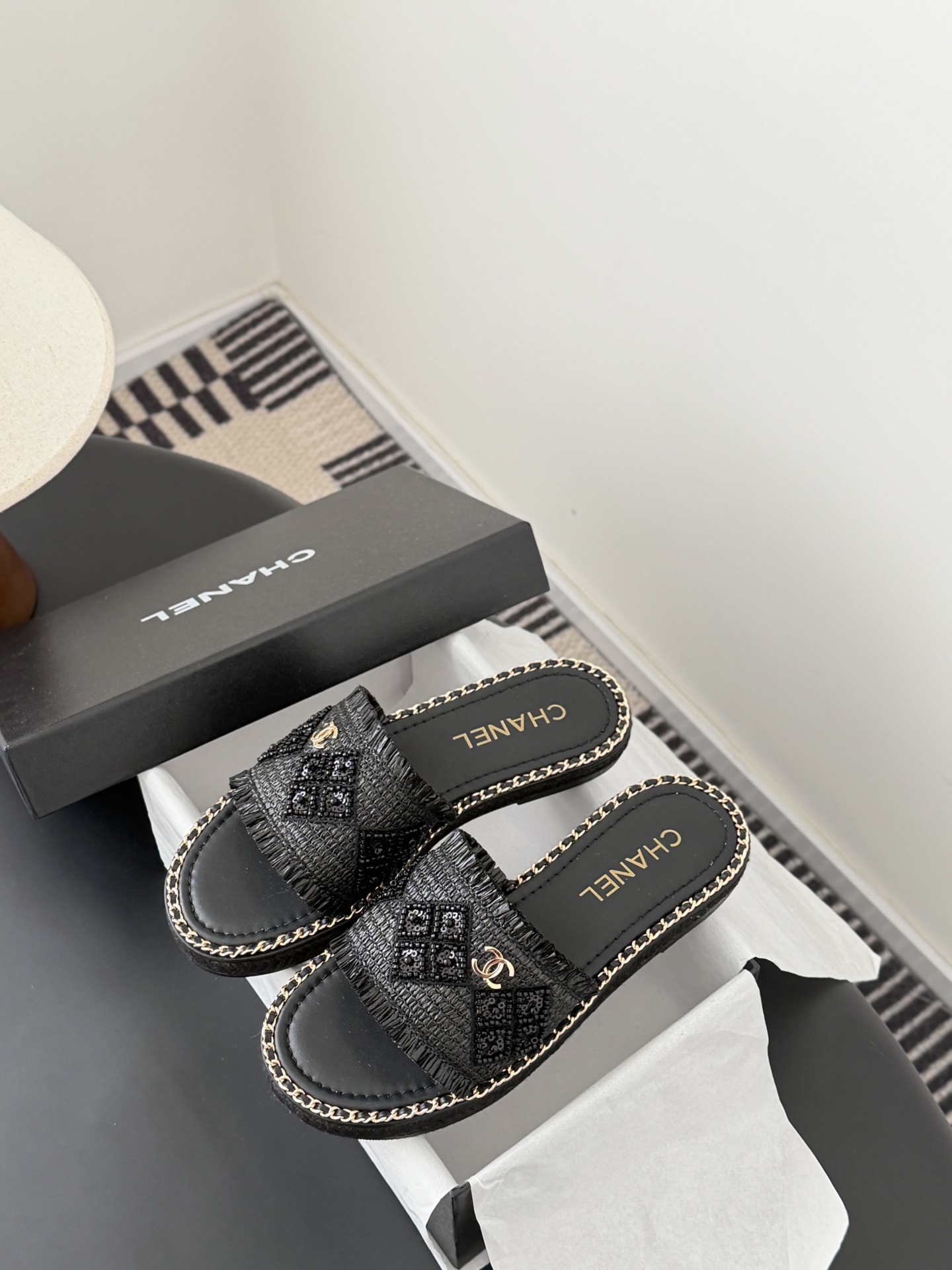 Chanel 26C春夏新款全系列链条拖鞋全系列首发 专柜有的我都有！高版本高品质鞋面牛皮/原版面料 内