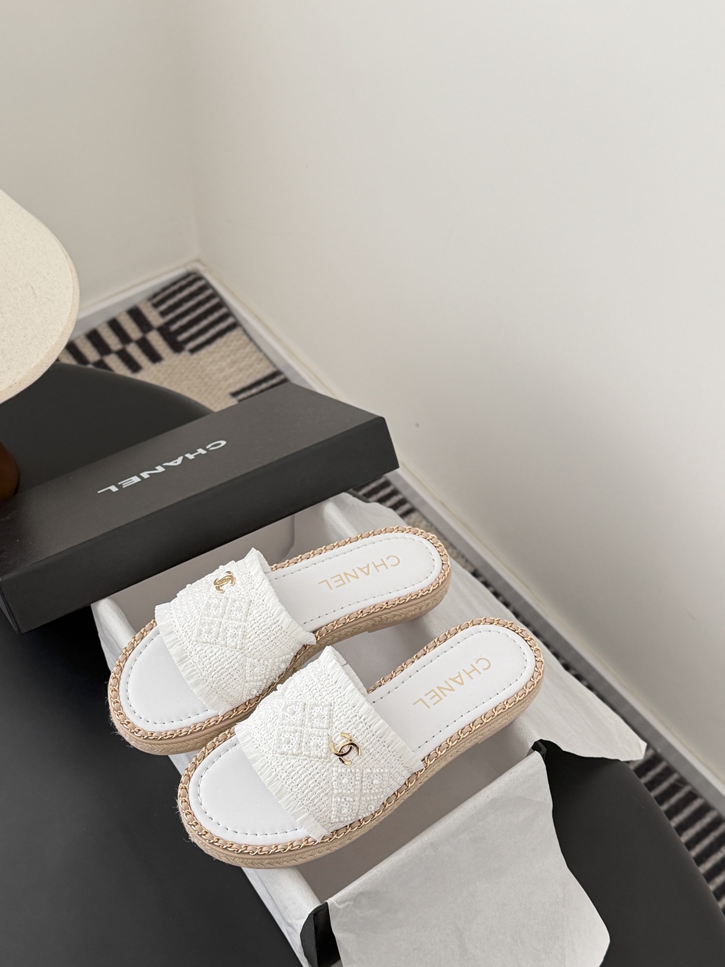 Chanel 26C春夏新款全系列链条拖鞋全系列首发 专柜有的我都有！高版本高品质鞋面牛皮/原版面料 内