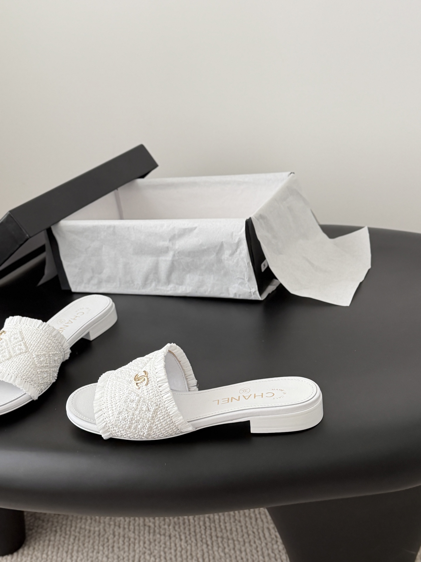 Chanel 26C春夏新款全系列链条拖鞋全系列首发 专柜有的我都有！高版本高品质鞋面牛皮/原版面料 内