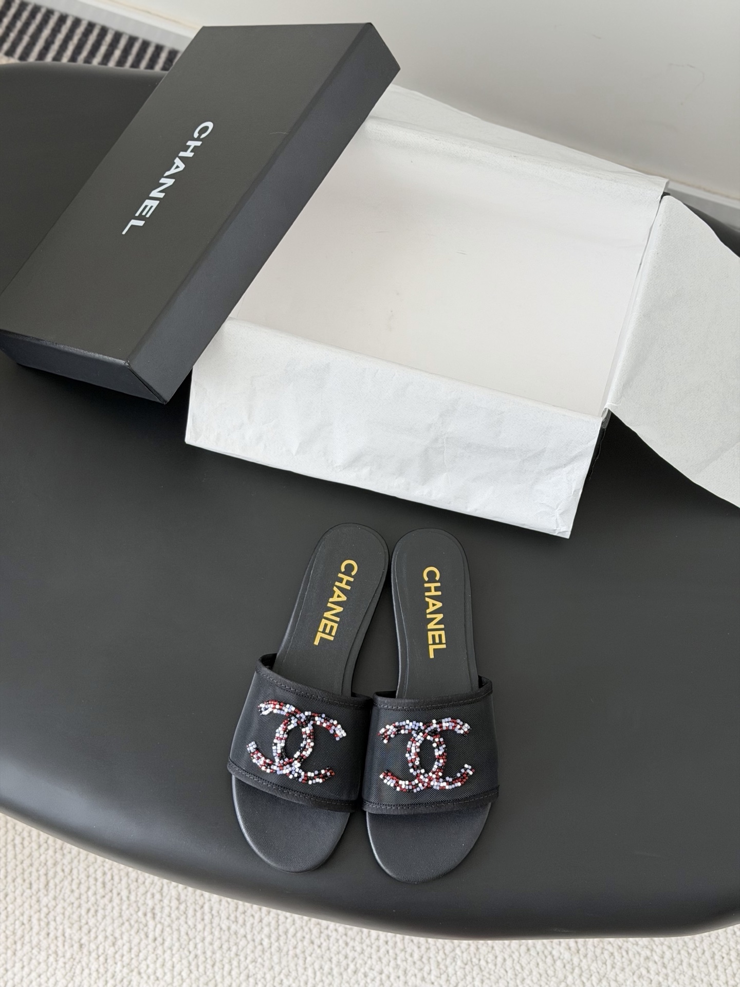 NO:723997,Chanel 26C new mesh slippers, slip-on series, sheepskin lining, original outsole Size: 35-39, other size customization is non-refundable, high-heeled sandals, chanel, sandals, high heels, slippers, sheepskin19860909Chanel 26C新款网纱拖鞋 一脚蹬系列 内里羊皮 原版大底 Size:35-39 其他码数定制不退换,高跟鞋凉鞋,chanel,sandals,high heels,slippers,sheepskin,Women's Shoes
