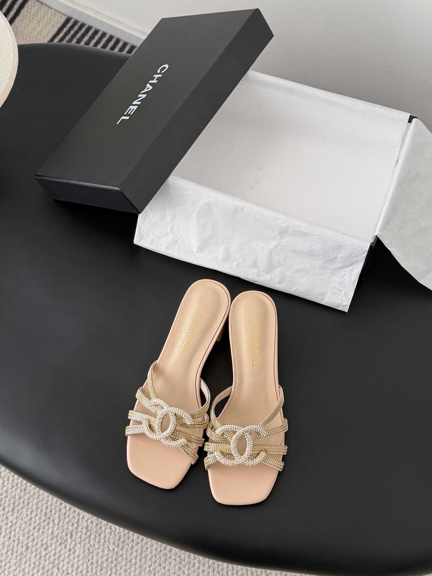 Chanel Chanel 26A高级手工坊系列