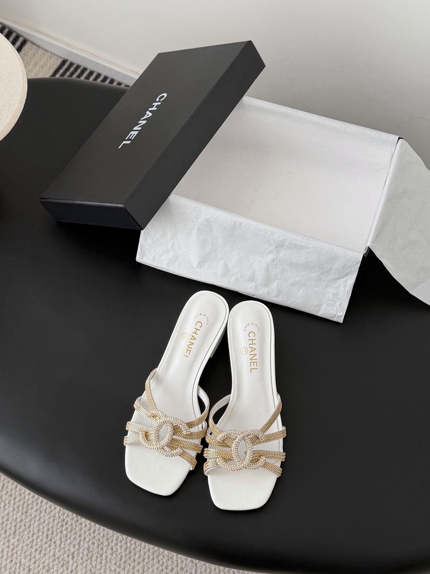 Chanel Chanel 26A高级手工坊系列