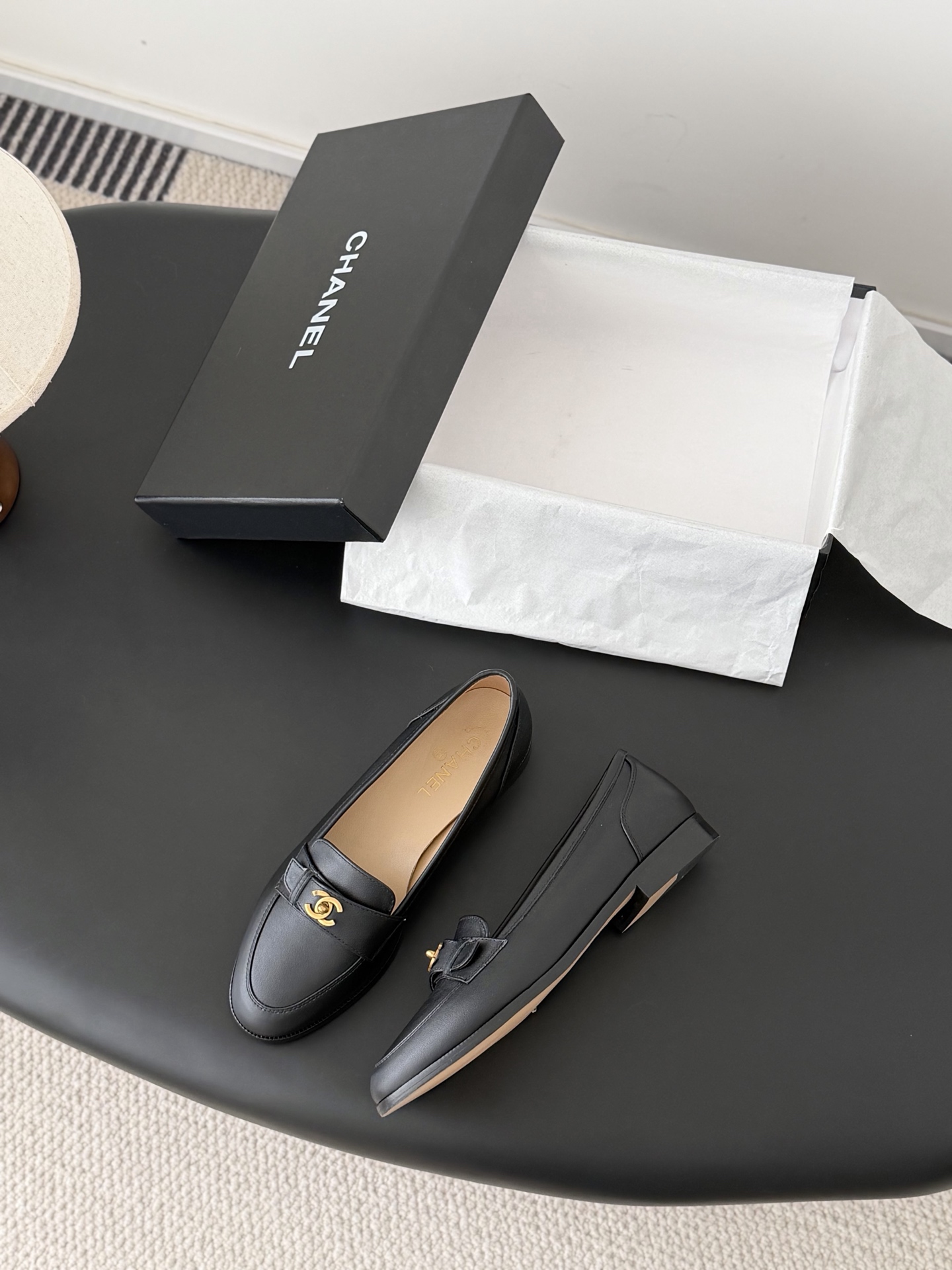Chanel Chanel新款双C扣乐福鞋