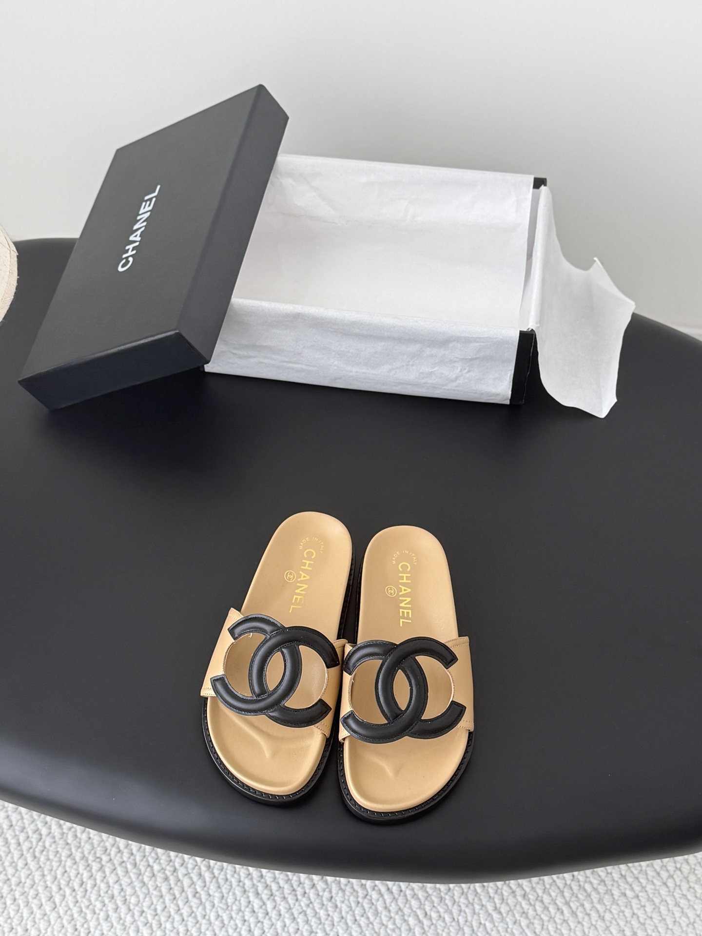 Chanel Chanel26早春新款拖鞋