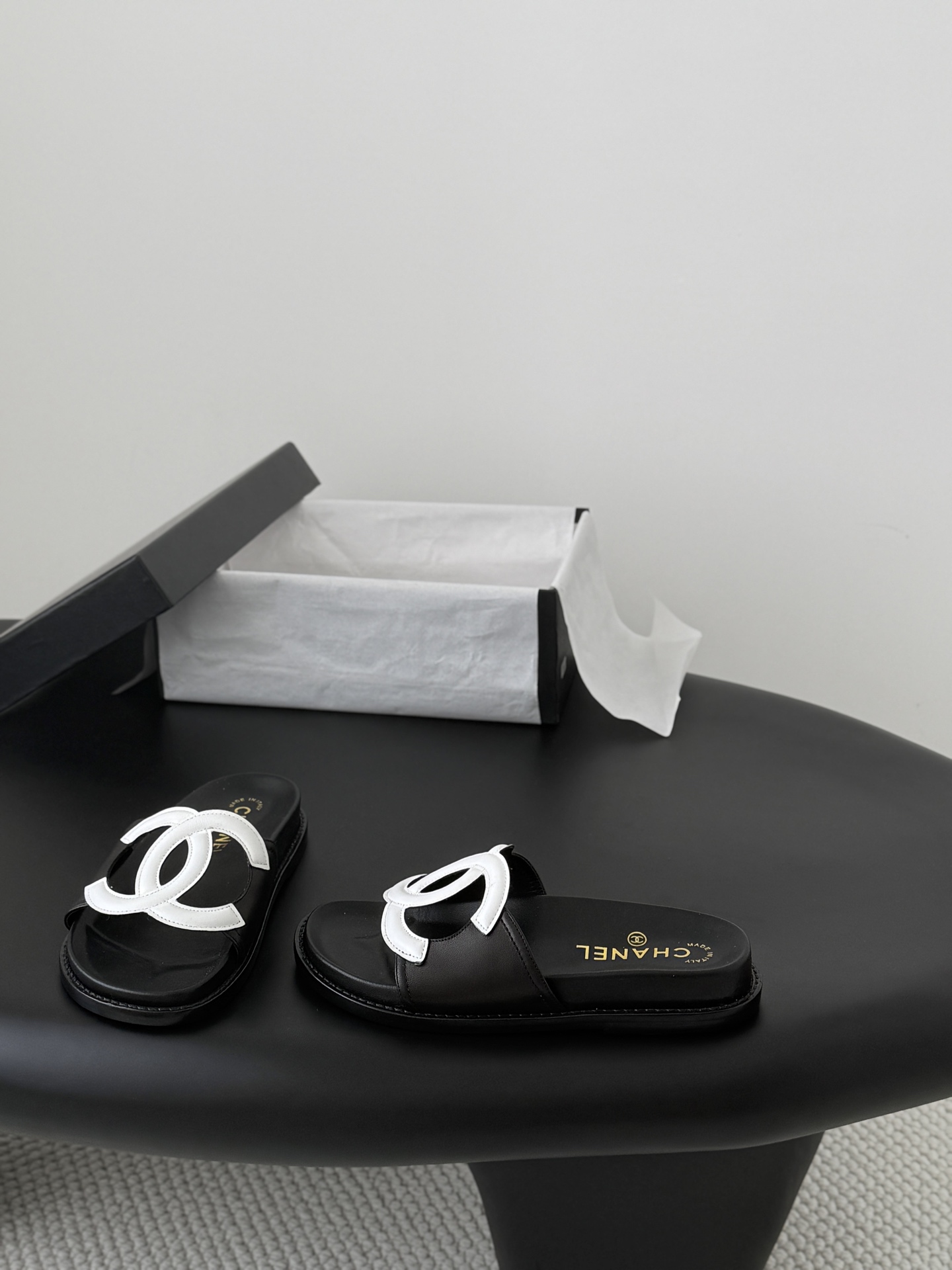 Chanel Chanel26早春新款拖鞋