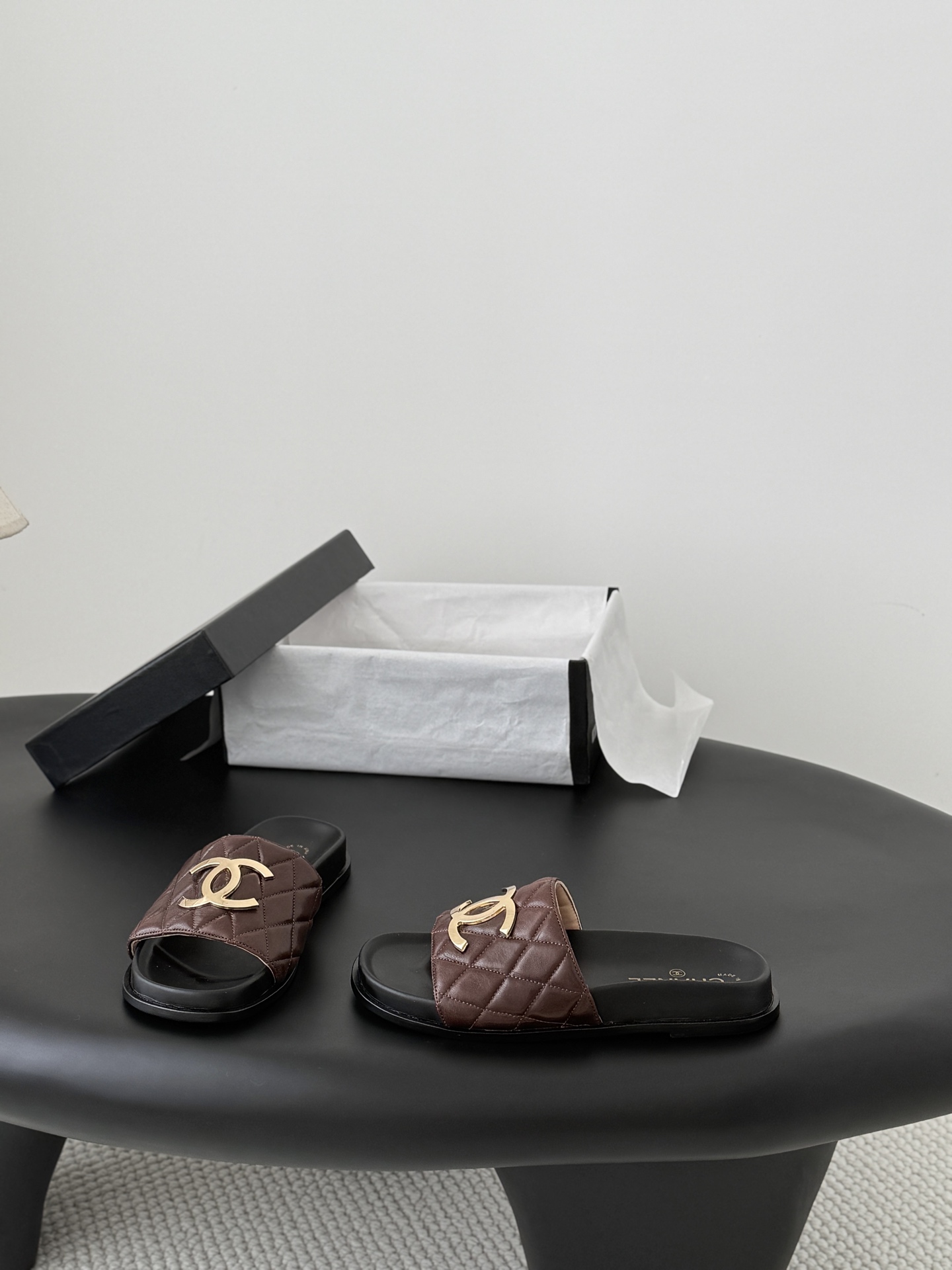 Chanel Chanel26早春新款拖鞋