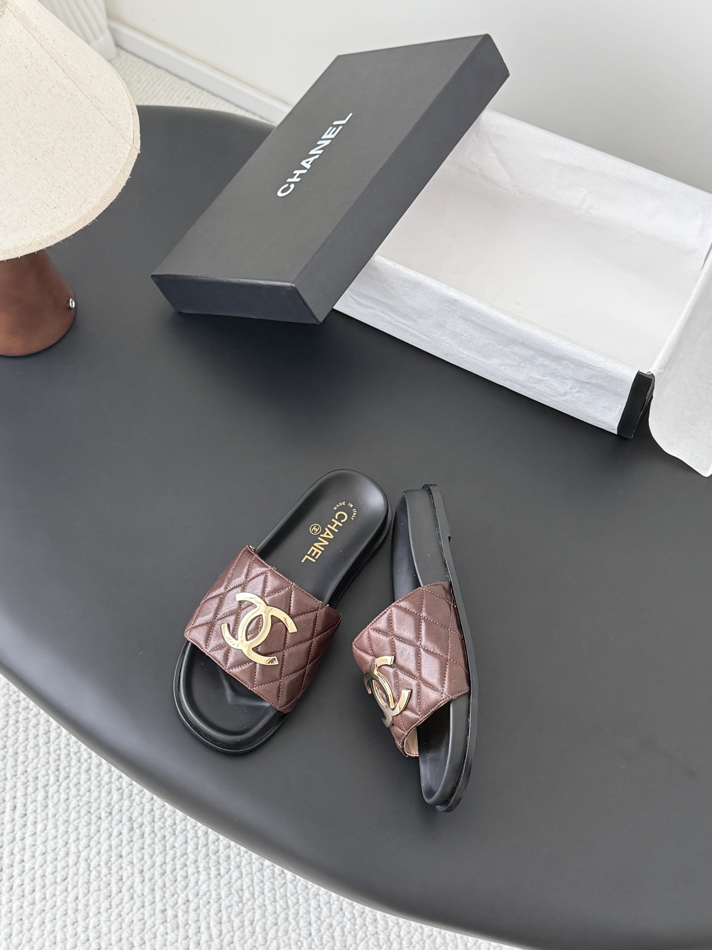 Chanel Chanel26早春新款拖鞋