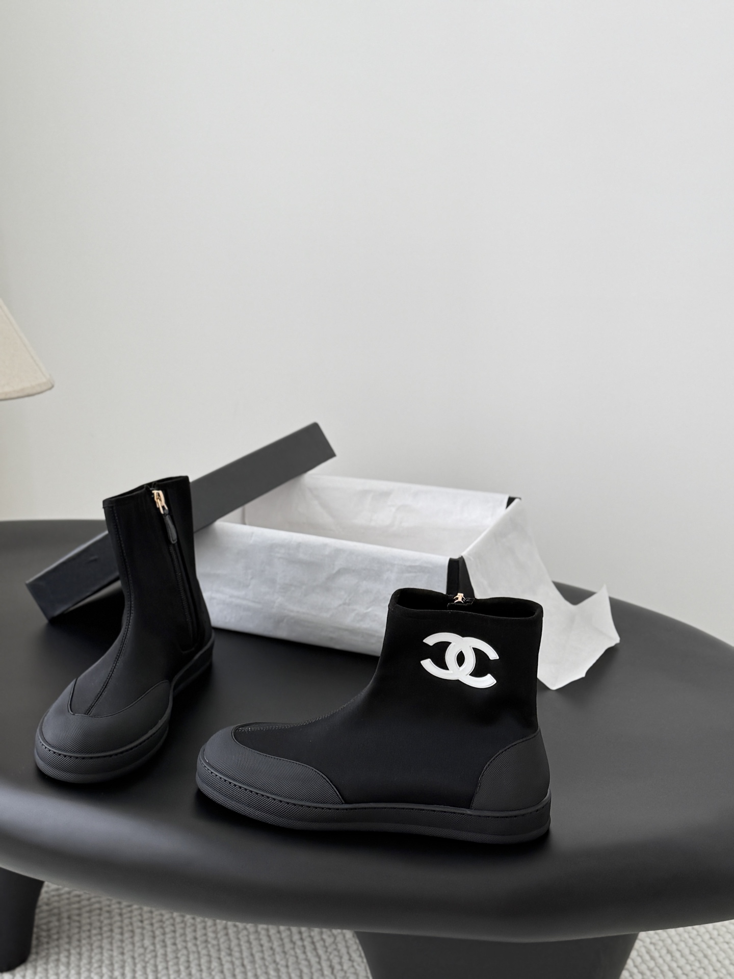 Chanel Chanel 26K新款玛丽珍短靴