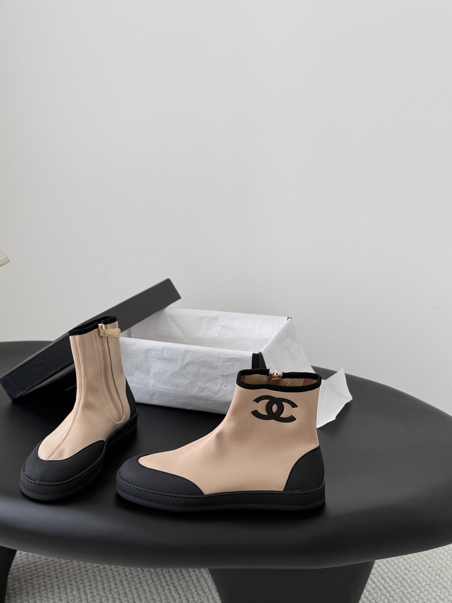 Chanel Chanel 26K新款玛丽珍短靴