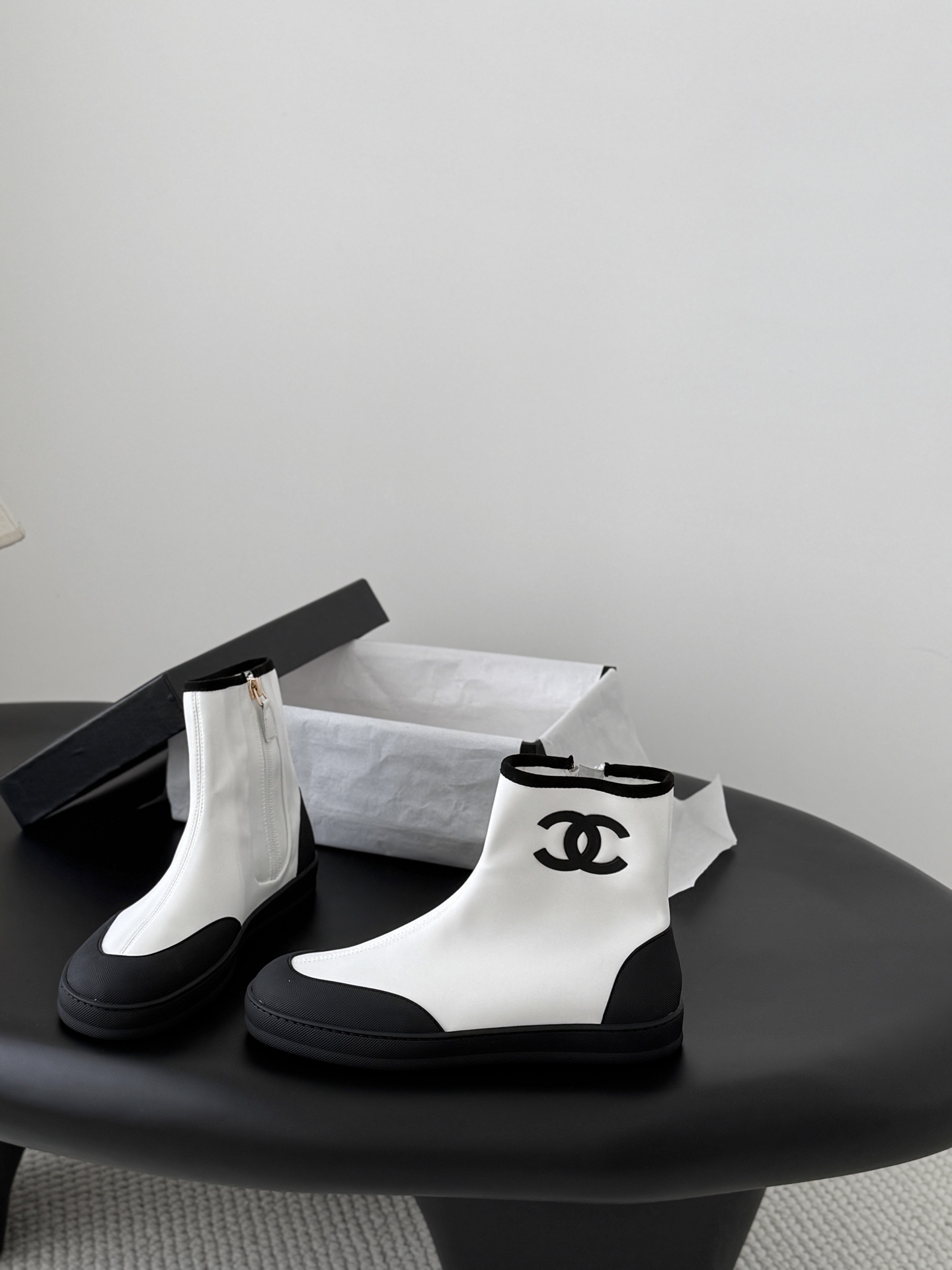 Chanel Chanel 26K新款玛丽珍短靴
