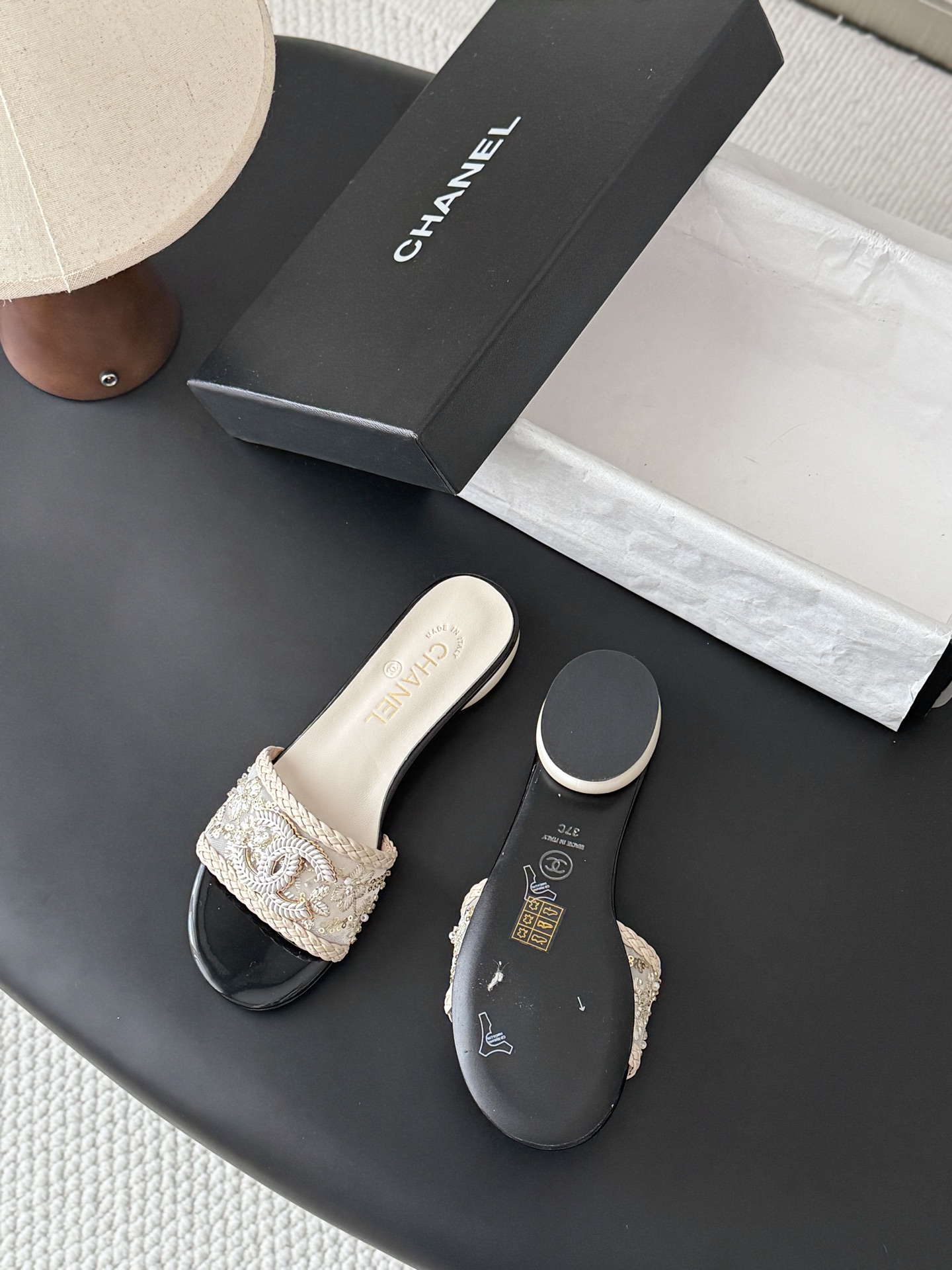 Chanel Slides