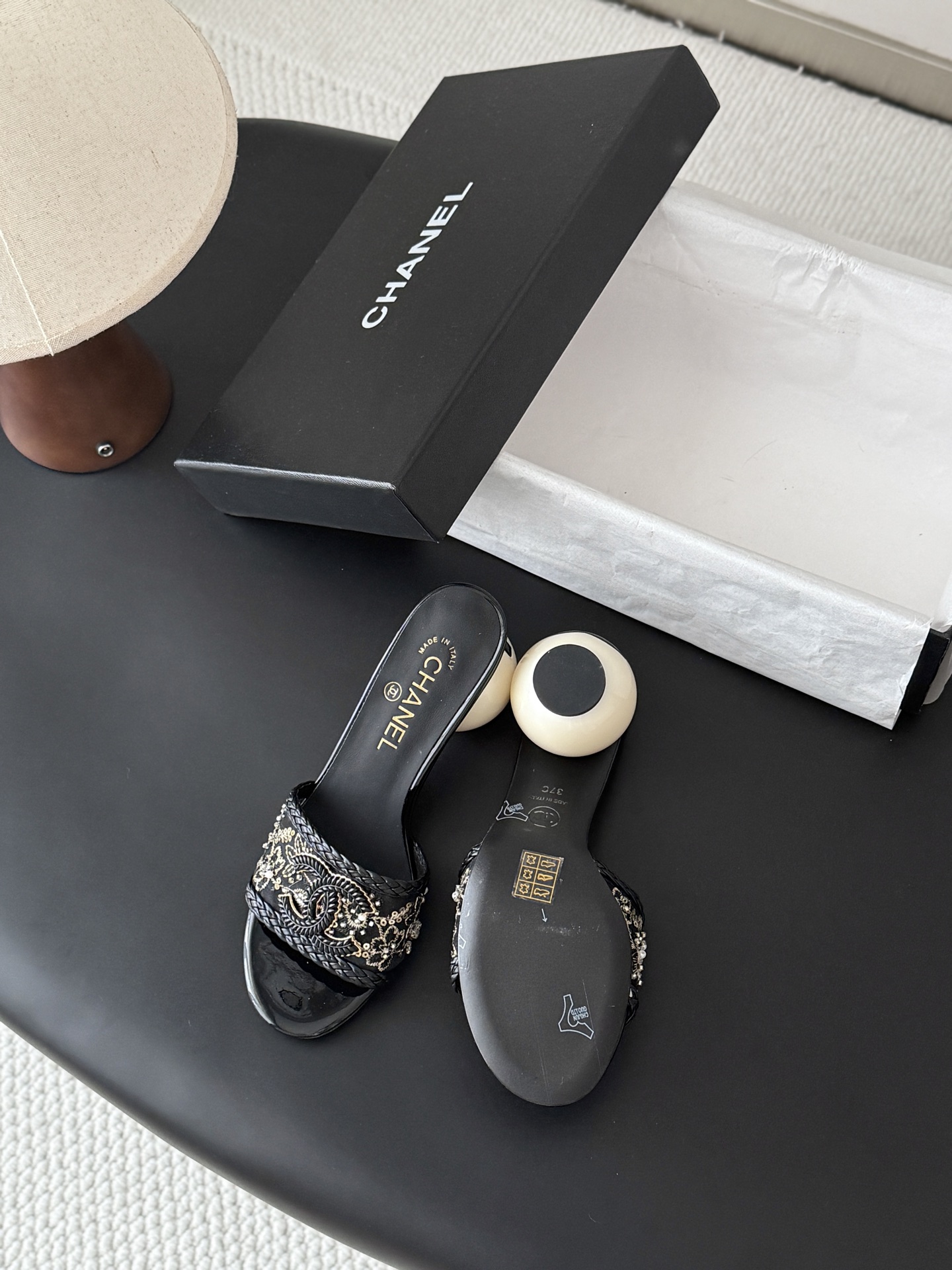 Chanel Slides