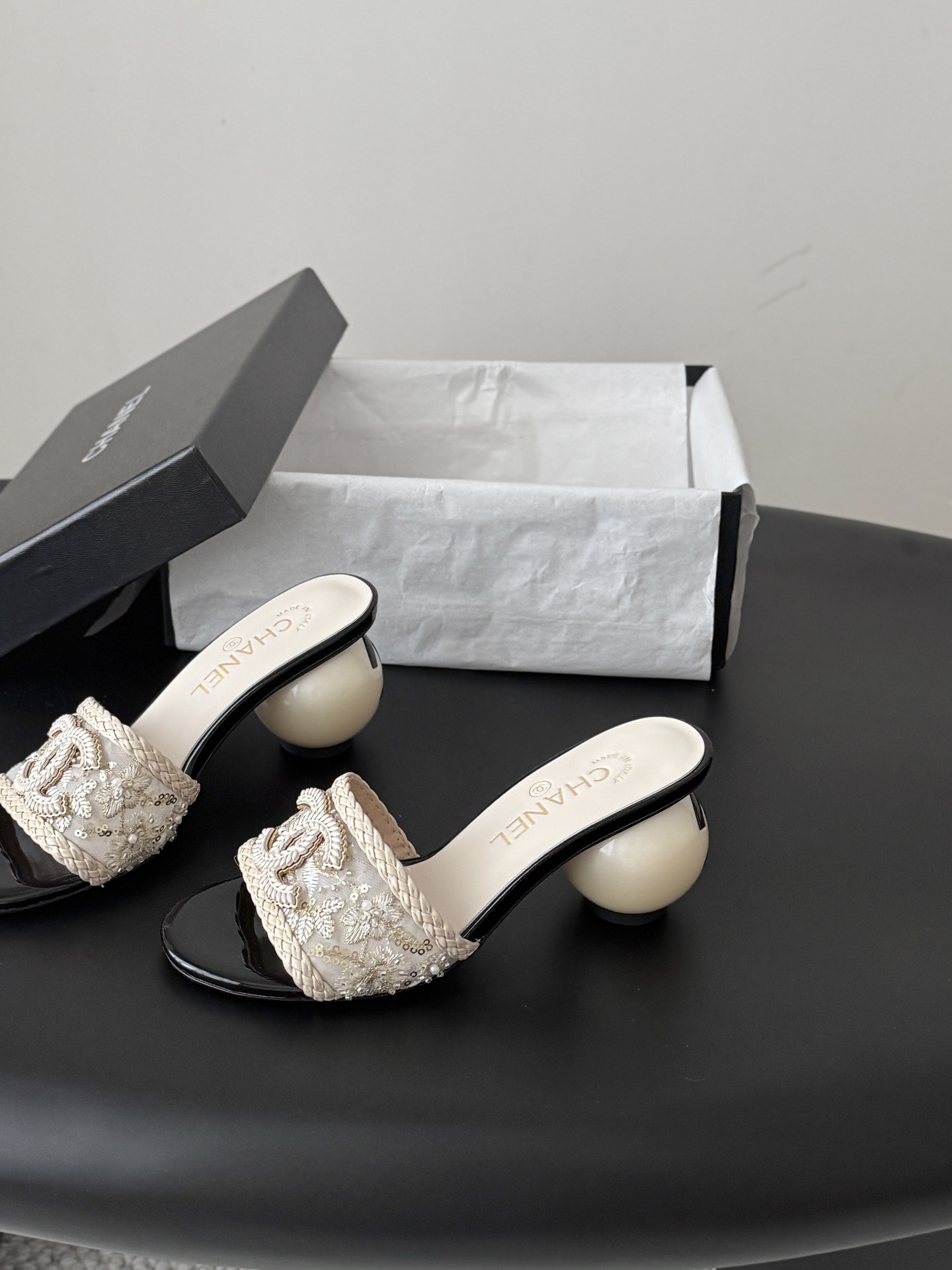Chanel Slides