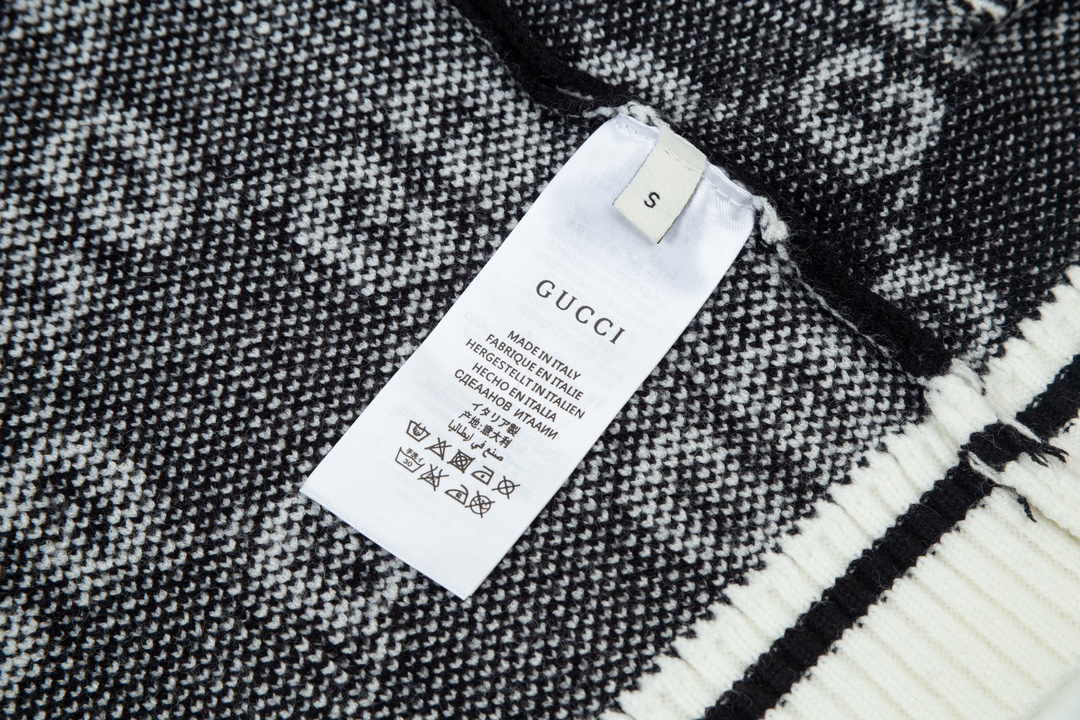 GUCCI Striped Long-Sleeved Jackets: Top-of-the-Line Fashion for All Sizes - 图片 7