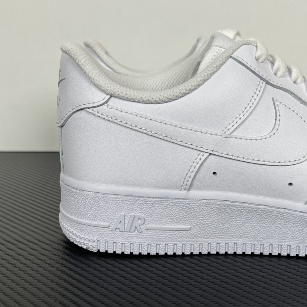 NK Air Force 1 Low ‘07 空军一号低帮经典板鞋纯白低帮！货号：CW2288-111！