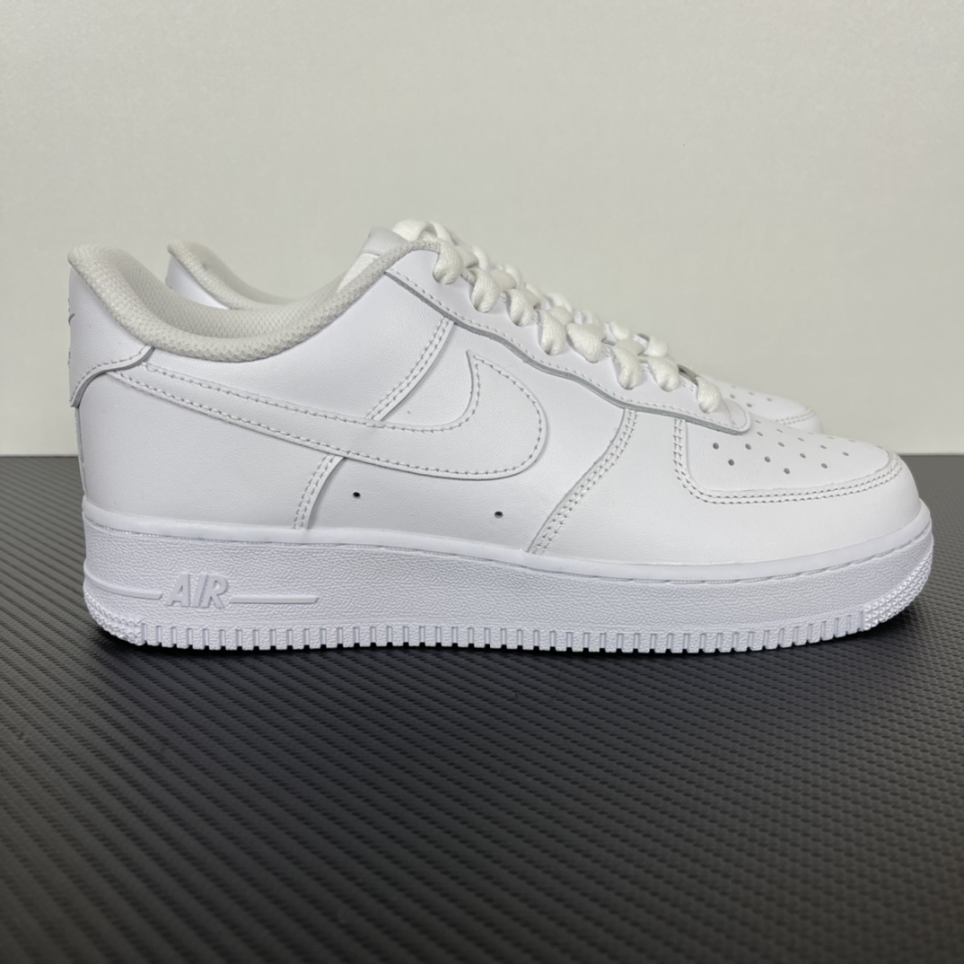 NK Air Force 1 Low ‘07 空军一号低帮经典板鞋纯白低帮！货号：CW2288-111！