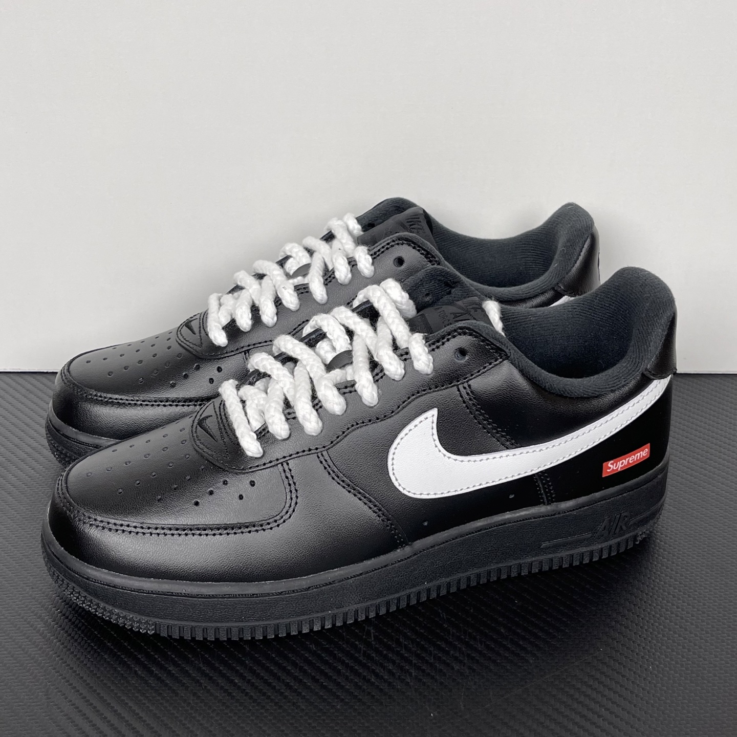 SupremexNK Air Force 1 空军一号经典联名低帮板鞋 黑色！货号：CU9225-001
