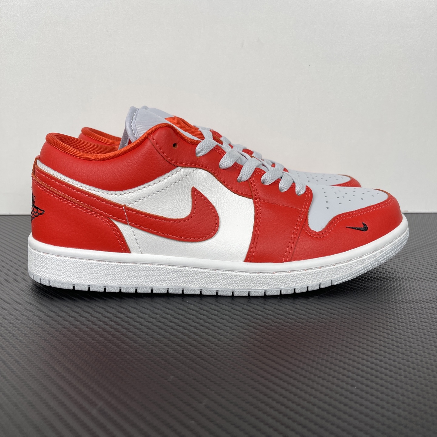 Air jordan 1 low 049