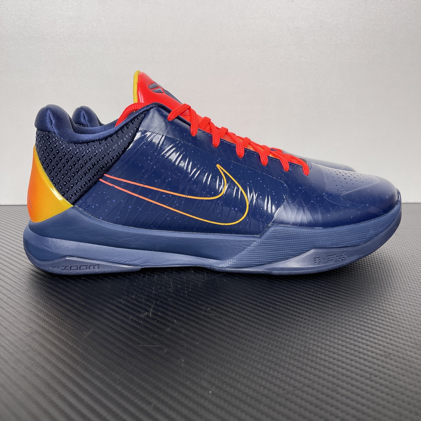 Caitlin Clark x Nike Kobe 5 Protro Indiana Fever IM3207-400