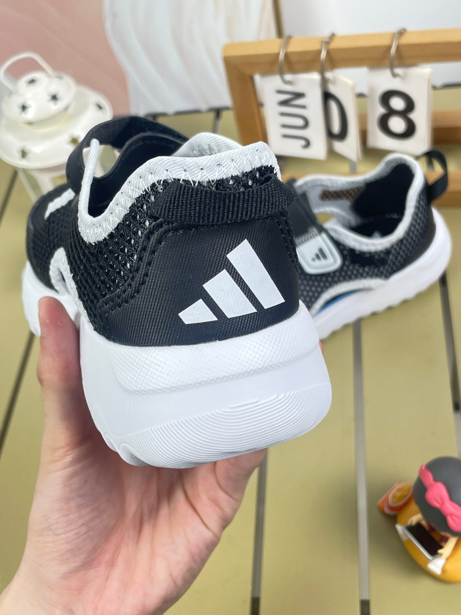 图片[7]-AD儿童凉鞋 2025凉鞋新款介绍： 新款儿童凉鞋采用EVA材质，柔软轻便，透气舒适。防滑鞋底，安全可靠，网布设计，适合各种沙滩，学校，场景时尚可爱，让宝宝爱上穿鞋。尺码24-37大厂同源出品品质保证-选品中心