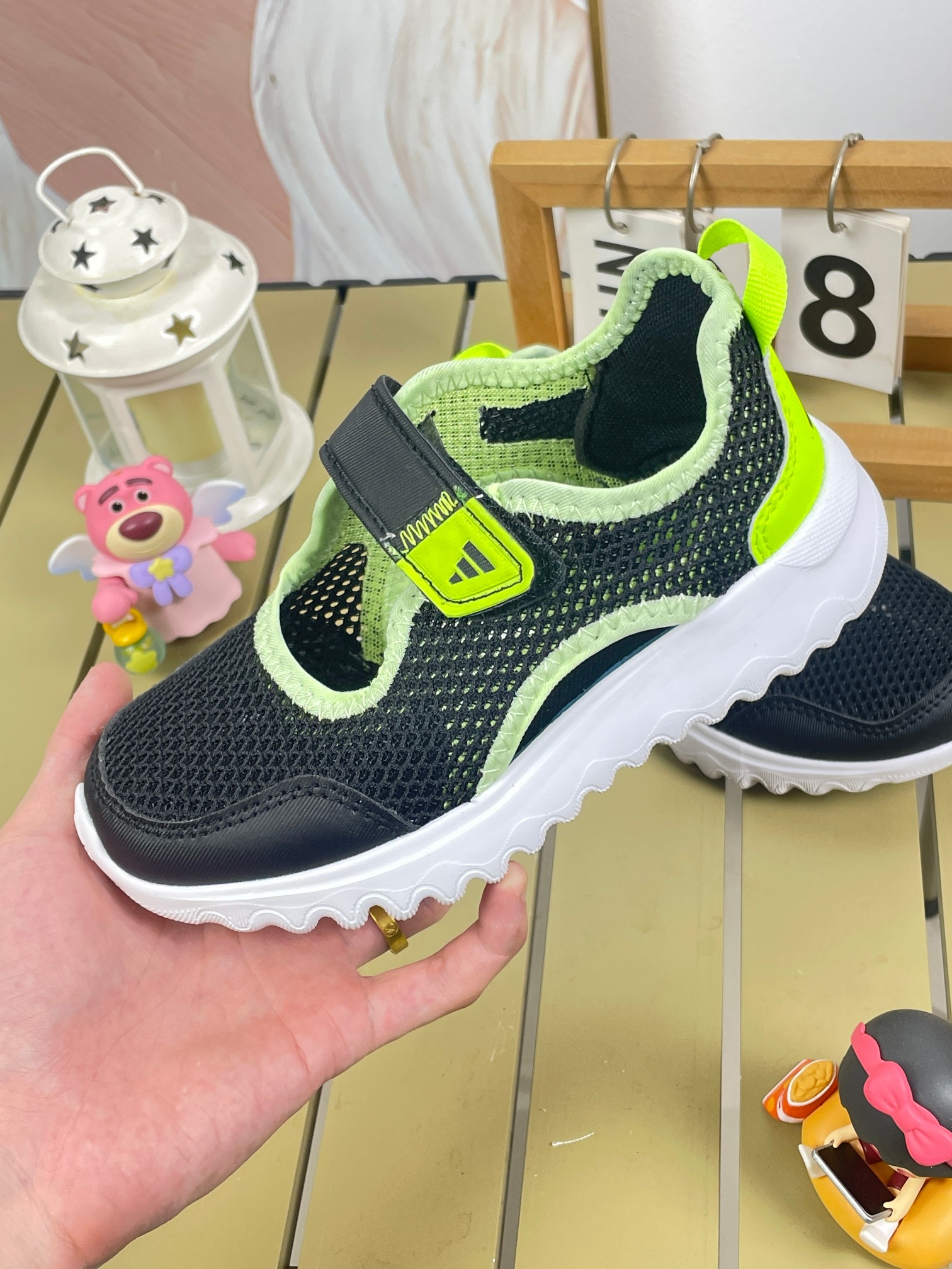 图片[9]-AD儿童凉鞋 2025凉鞋新款介绍： 新款儿童凉鞋采用EVA材质，柔软轻便，透气舒适。防滑鞋底，安全可靠，网布设计，适合各种沙滩，学校，场景时尚可爱，让宝宝爱上穿鞋。尺码24-37大厂同源出品品质保证-选品中心