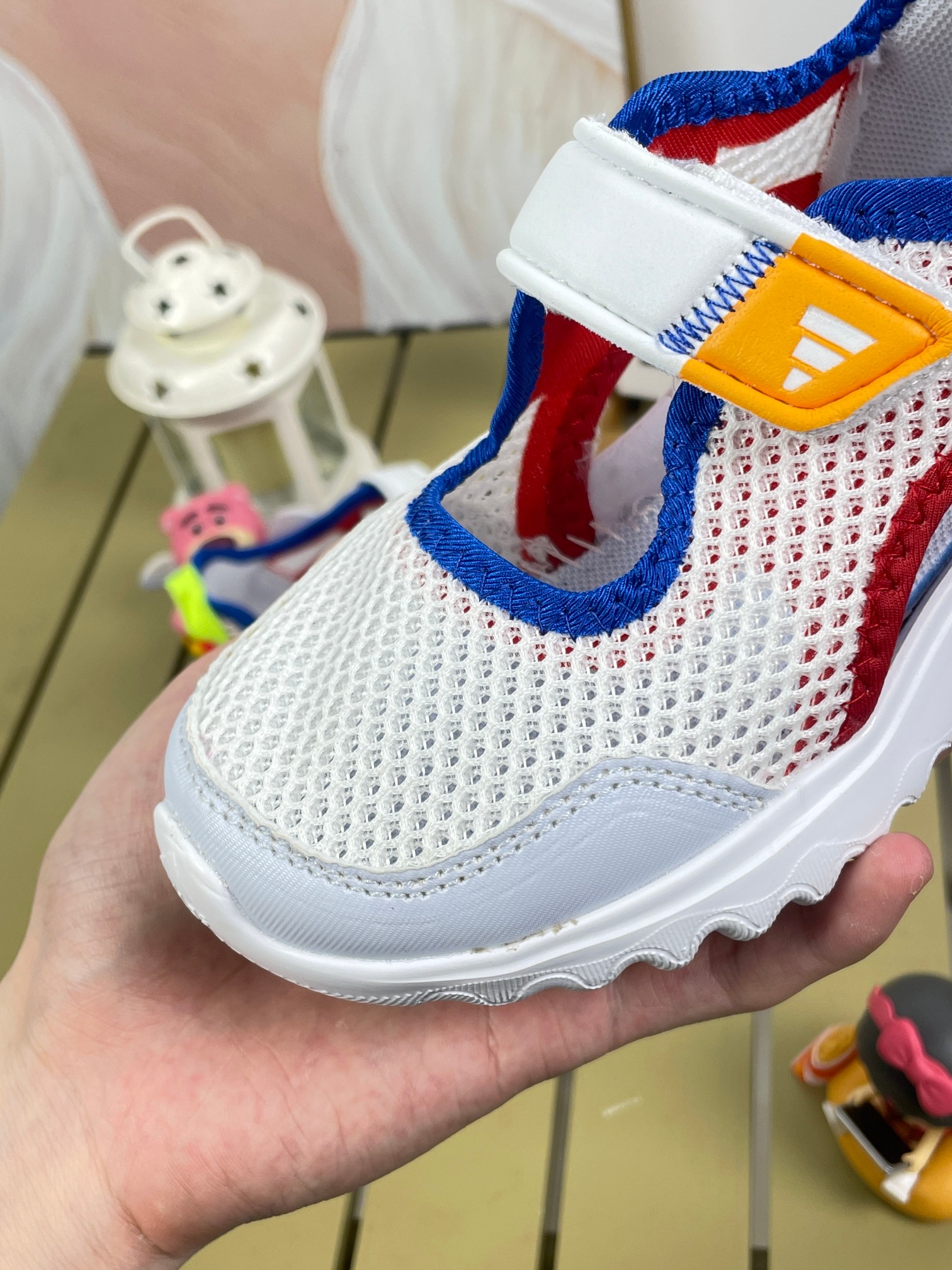 图片[3]-AD儿童凉鞋 2025凉鞋新款介绍： 新款儿童凉鞋采用EVA材质，柔软轻便，透气舒适。防滑鞋底，安全可靠，网布设计，适合各种沙滩，学校，场景时尚可爱，让宝宝爱上穿鞋。尺码24-37大厂同源出品品质保证-选品中心