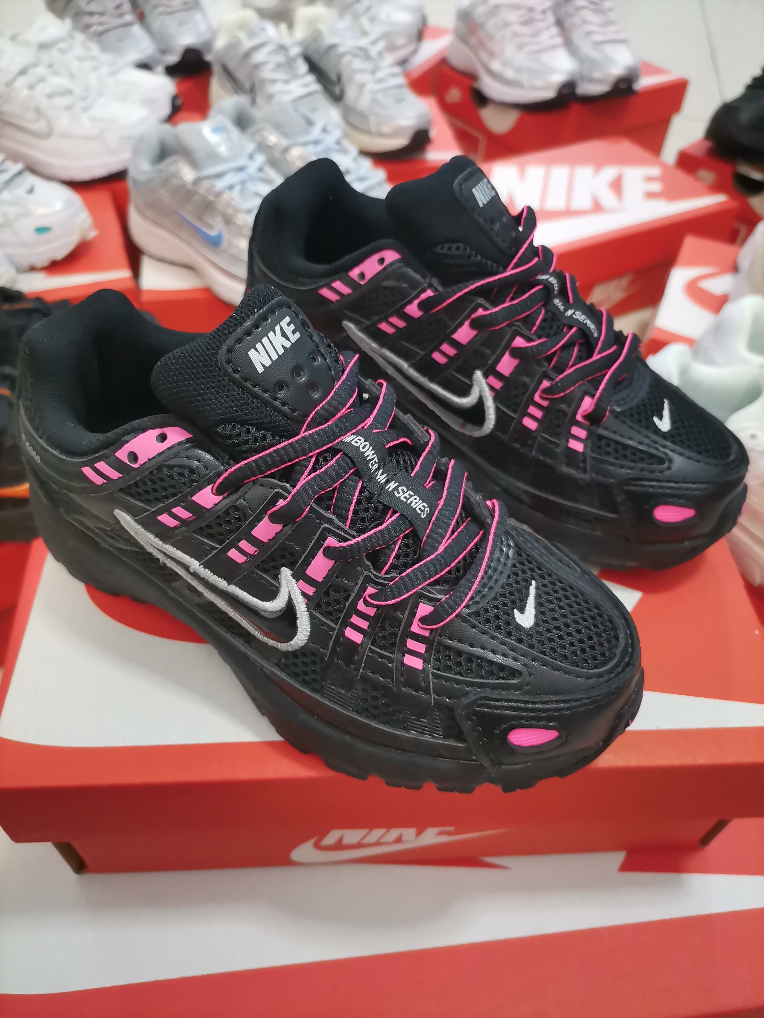 _dur9sWkMRTmropvse87CdguYceyD_ngX3Hj53JQ