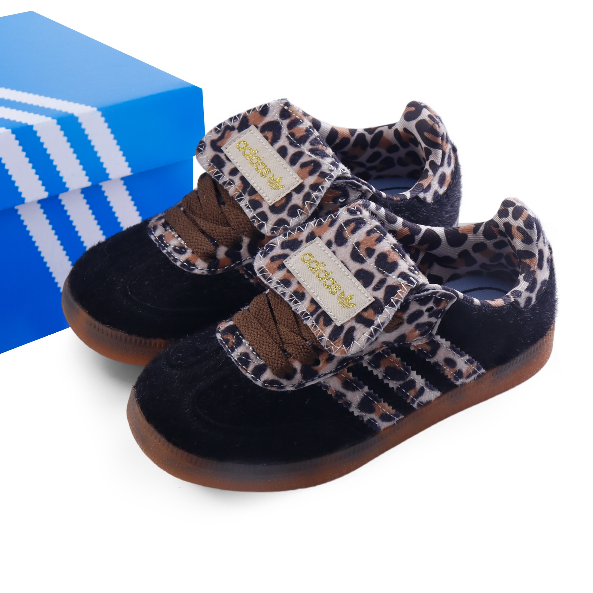 NO:754036,AD children's shoes Zhuba material size 22-37 3 5 colors to choose from, Adidas,19860909AD儿童童鞋猪八材料尺码22-37 3 5个颜色可以选择,阿迪达斯,,Children's