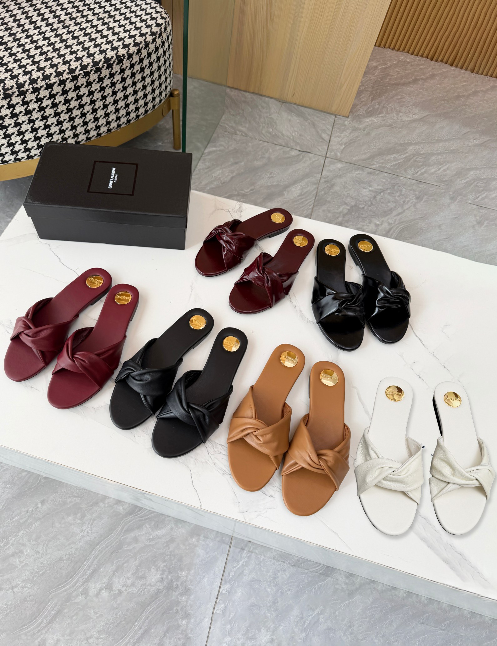 Saint Laurent Classic Luxury Leather Shoe Loafer Shoes Ref.202CEB9F 9