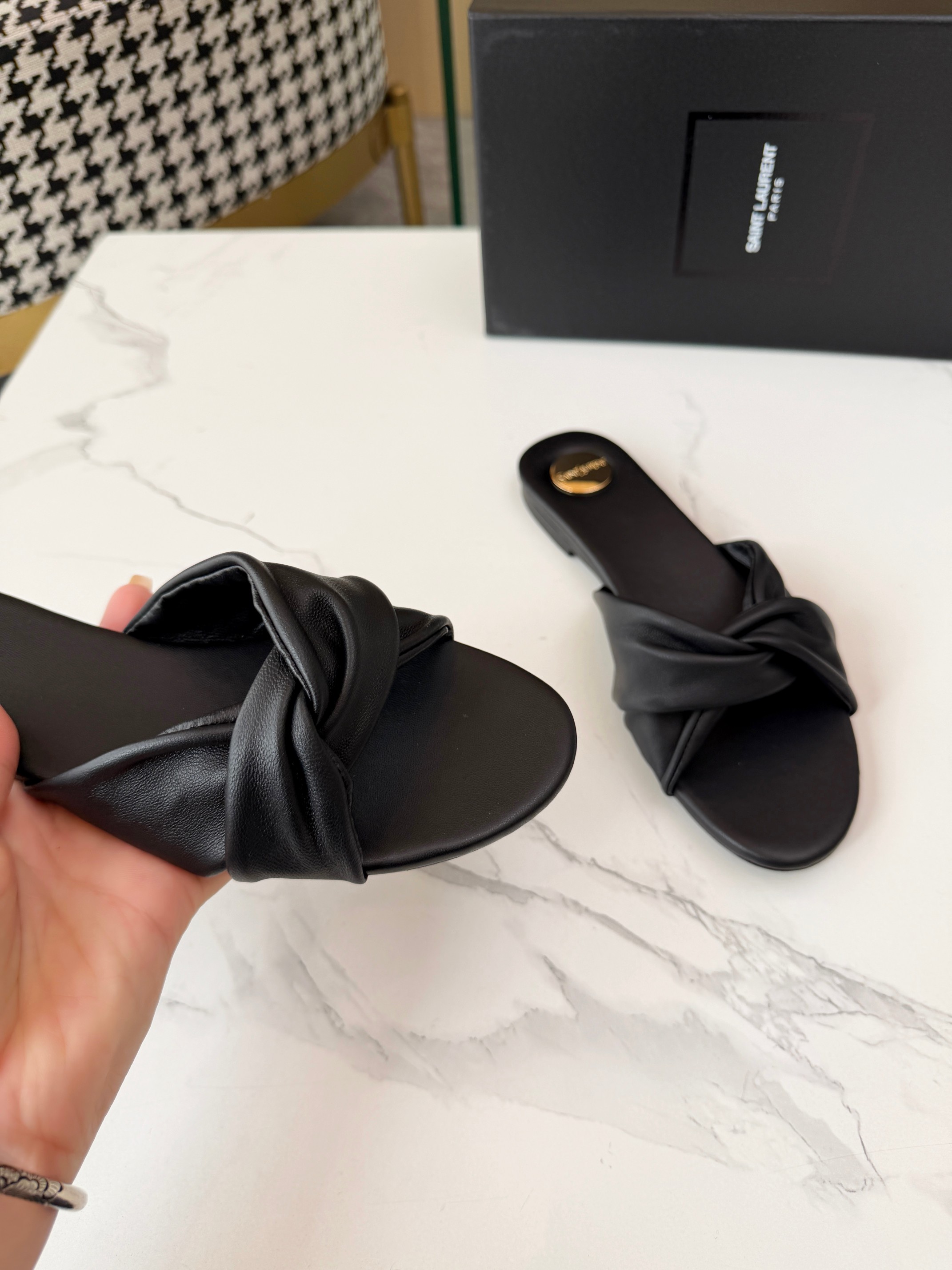 Saint Laurent Classic Luxury Leather Shoe Loafer Shoes Ref 8