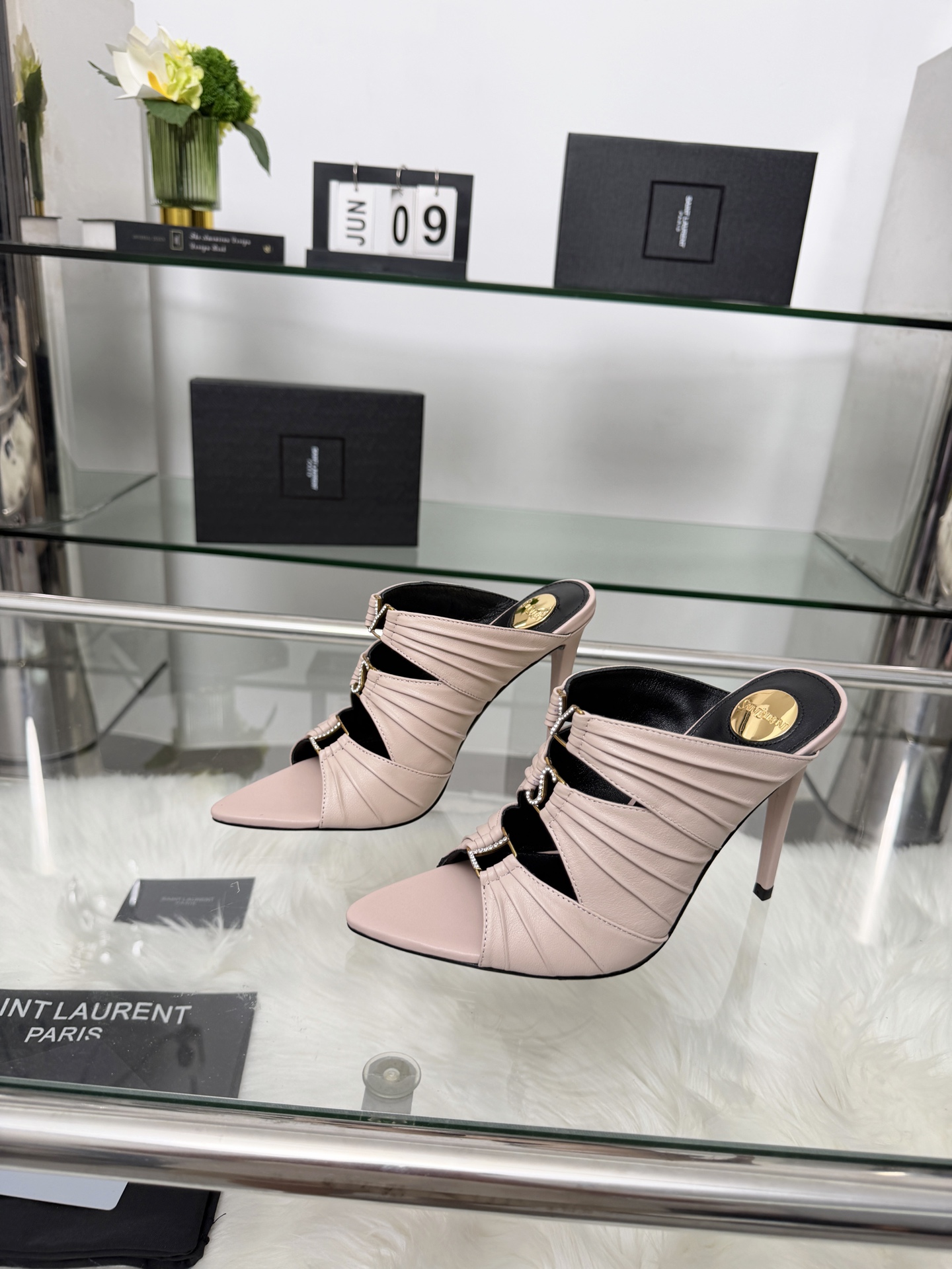 Saint Laurent Haute Couture Classic Luxury Leather Shoe Ref.137AD66D 7