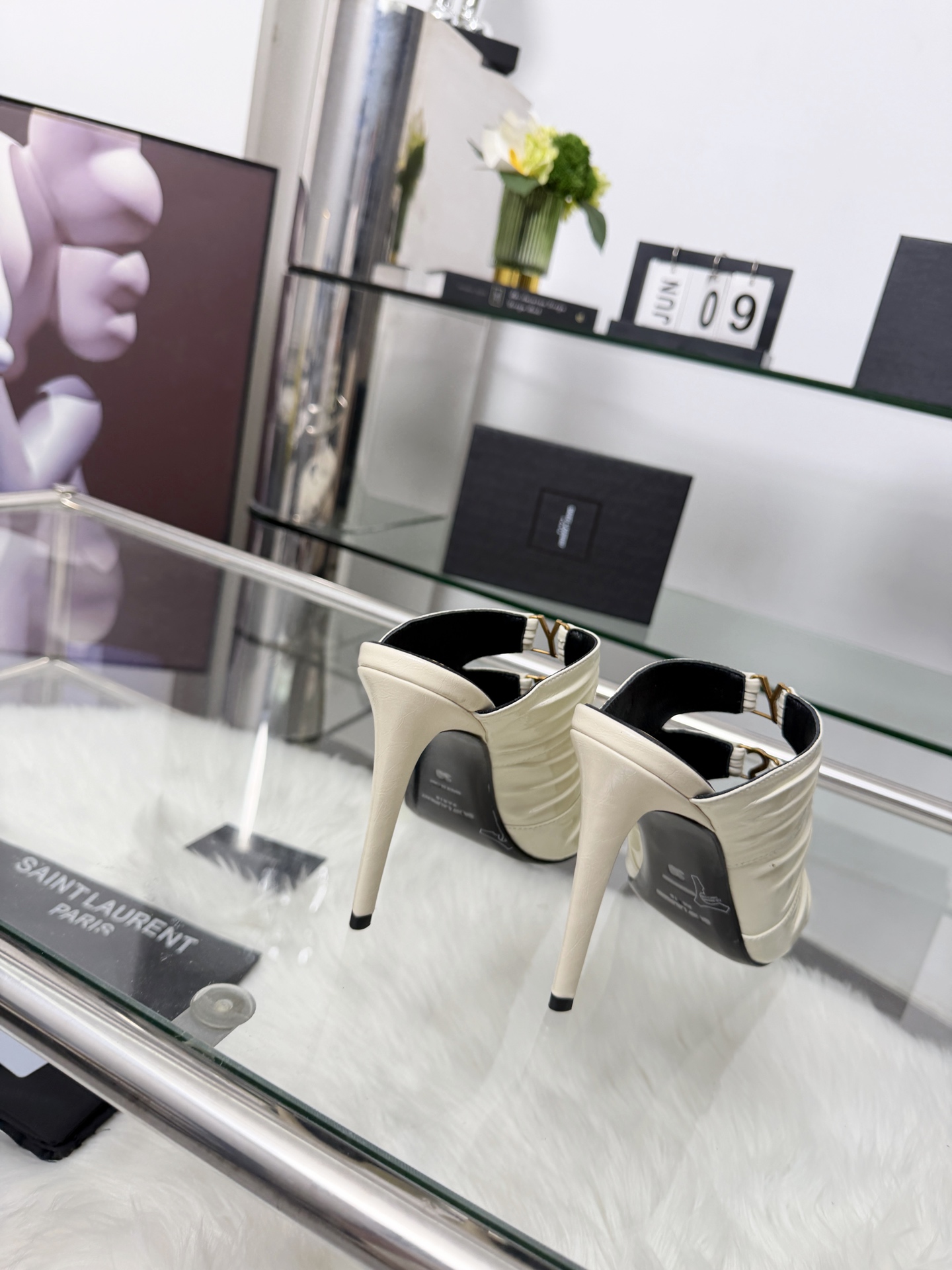 Saint Laurent Haute Couture Classic Luxury Leather Shoe Ref.288BB0D6 3