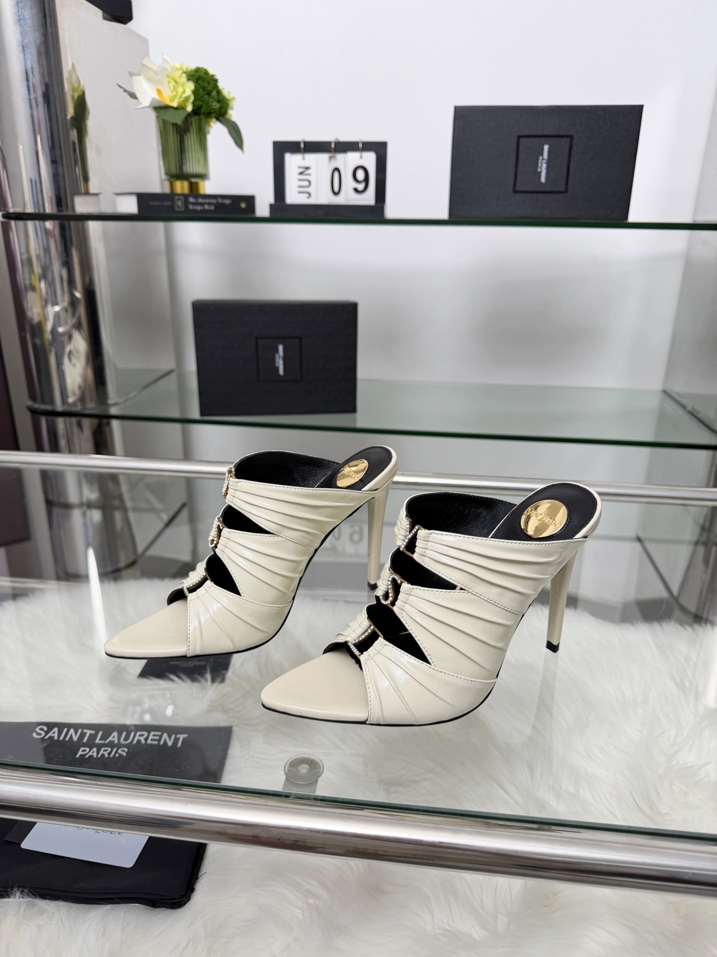Saint Laurent Haute Couture Classic Luxury Leather Shoe Ref.288BB0D6 7
