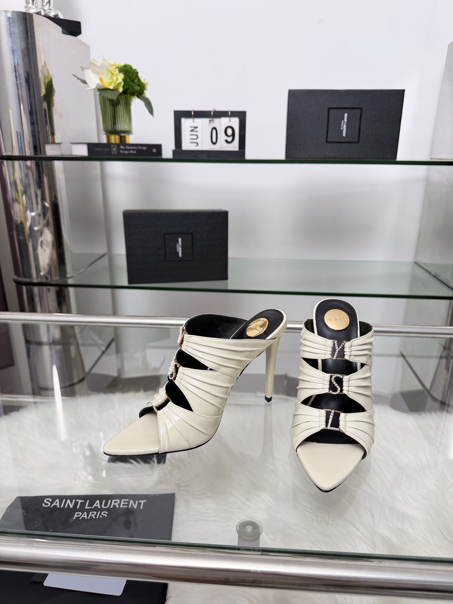 Saint Laurent Haute Couture Classic Luxury Leather Shoe Ref.288BB0D6 8