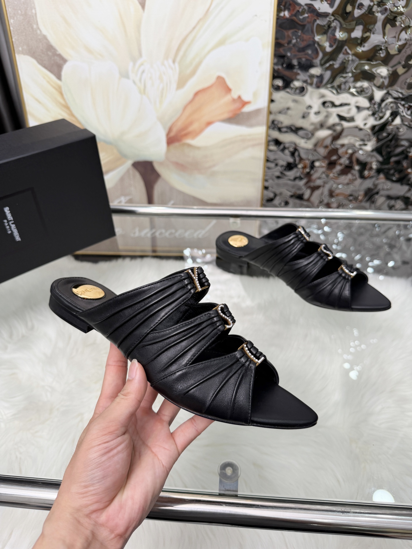 Saint Laurent Classic Luxury Leather Shoe Loafer Shoes Ref.93687615 4