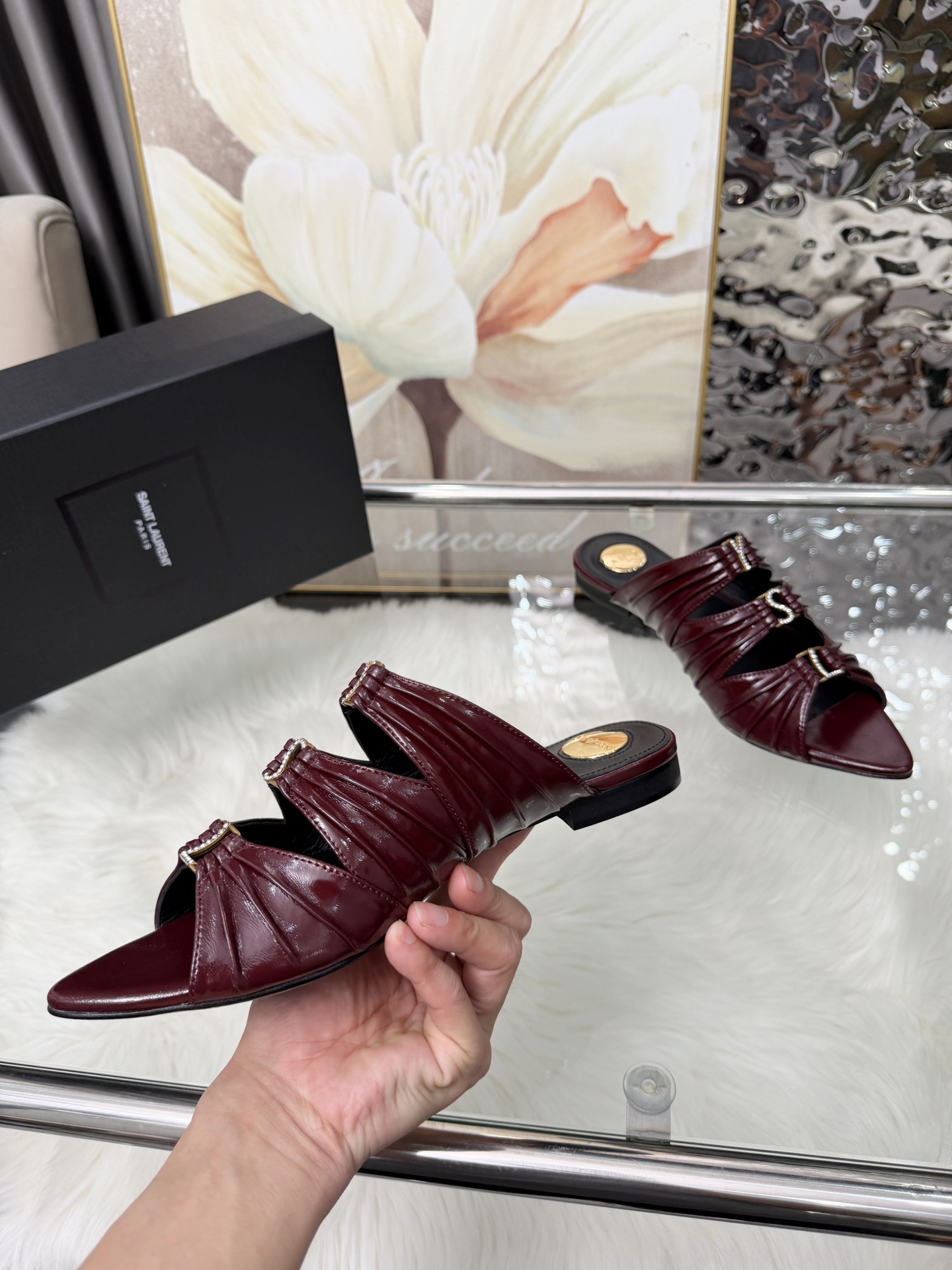 Saint Laurent Classic Luxury Leather Shoe Loafer Shoes Ref.2F69304B 5