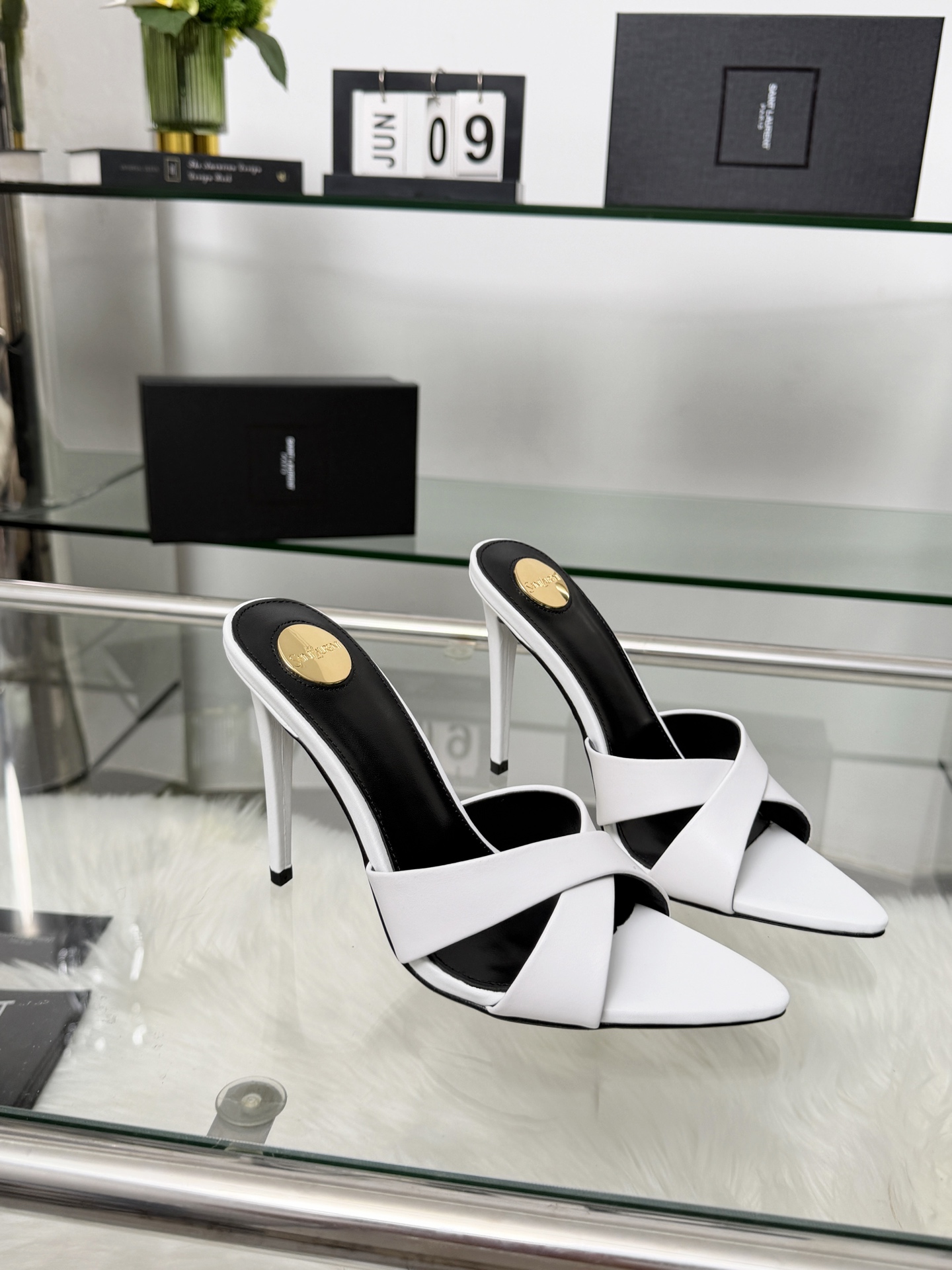 圣罗兰 Saint Laurent 高级成衣风衣外套及大衣服饰 #DA44DAFA 4