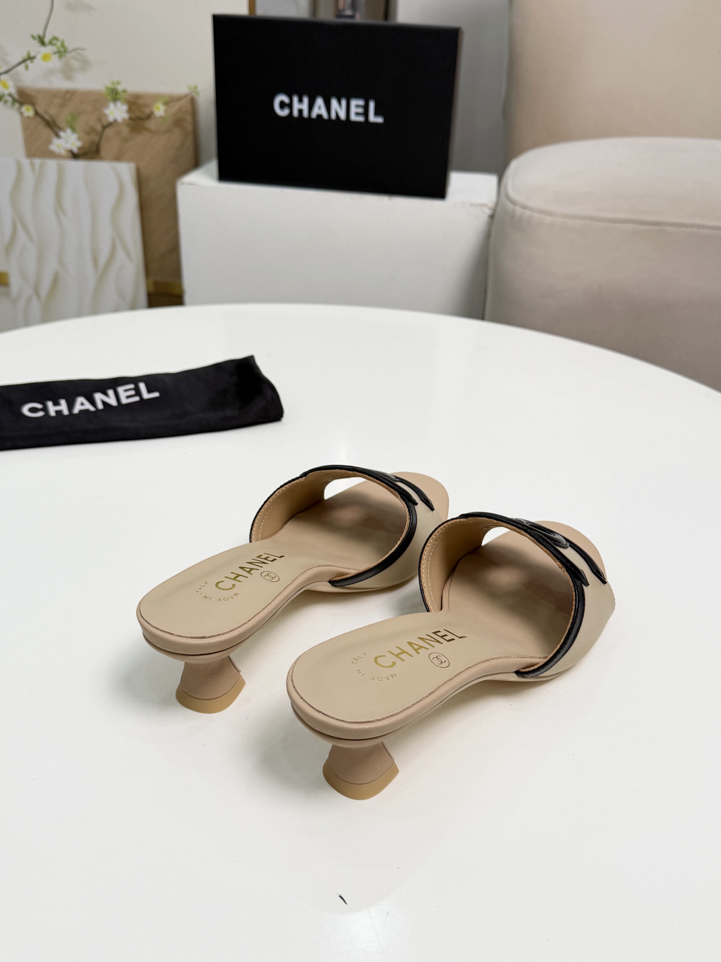 Chanel Classic Luxury Leather Shoe Loafer Shoes Ref.8F047098 6