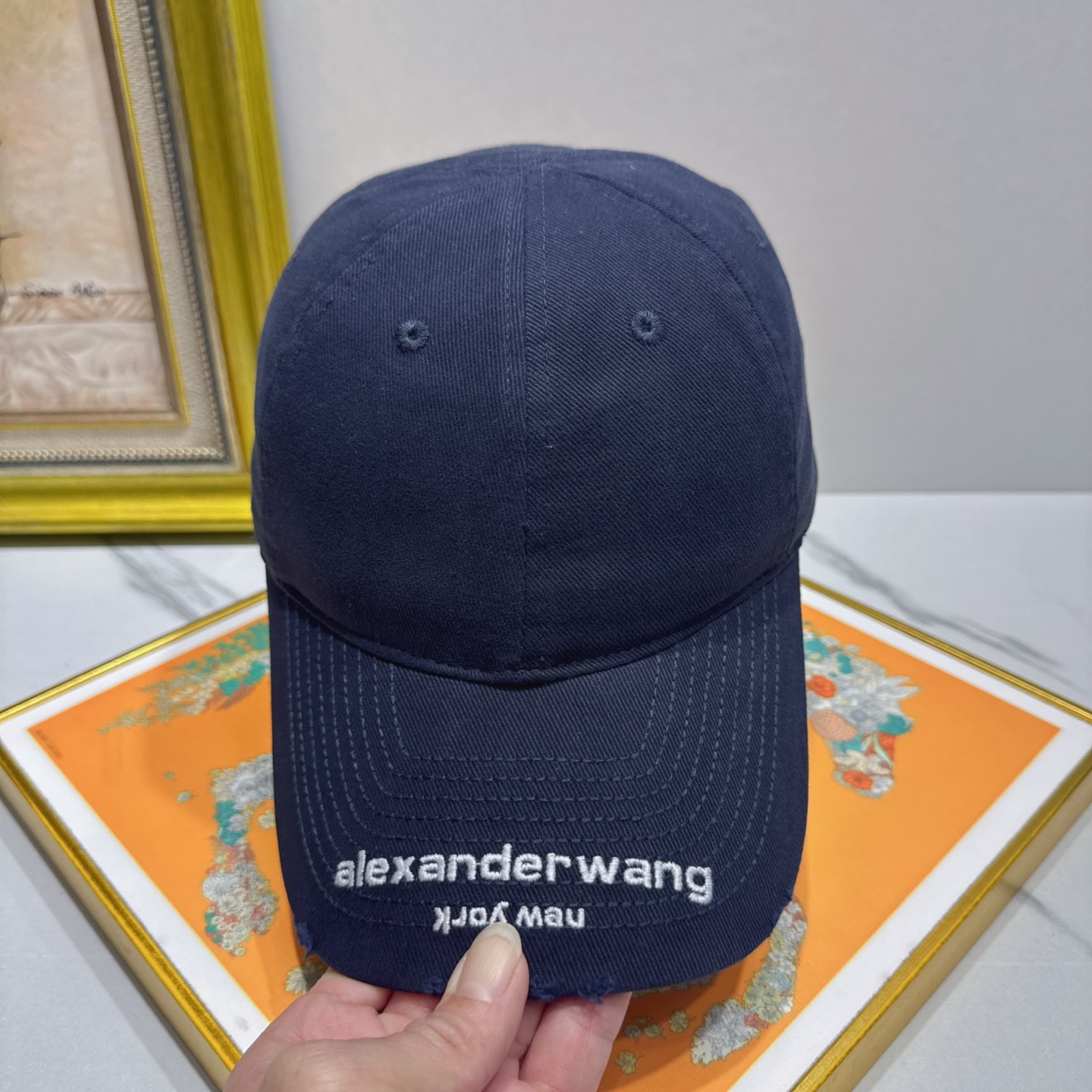 劲爆新款【亚力山大王】经典日韩休闲潮流，新标款高端品质时尚大气❤️❤️❤️百搭爆款🔥🔥🔥男女同款配防尘袋