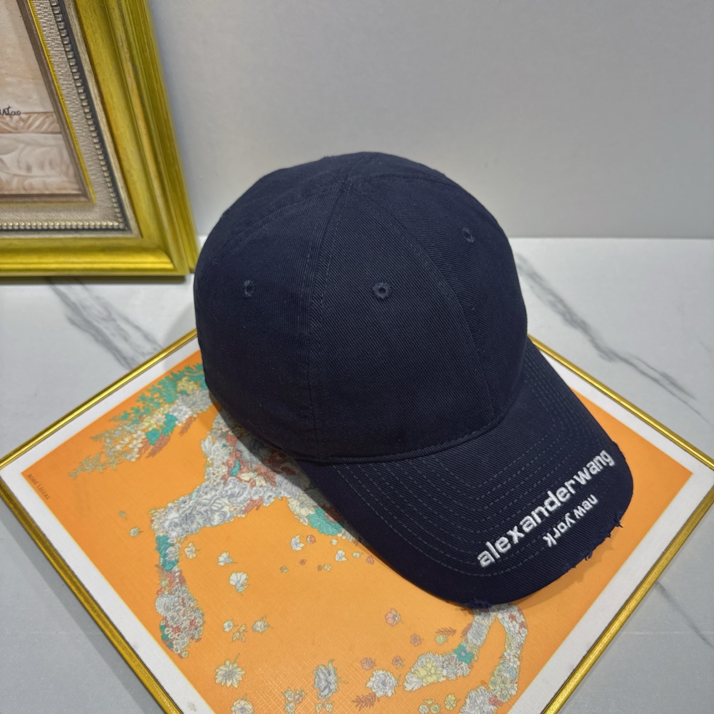 劲爆新款【亚力山大王】经典日韩休闲潮流，新标款高端品质时尚大气❤️❤️❤️百搭爆款🔥🔥🔥男女同款配防尘袋