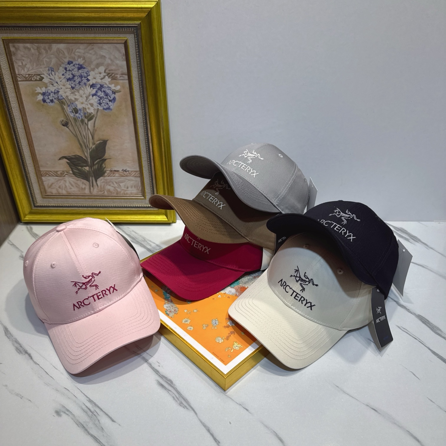 NO:883998,The hottest new spring and summer style [Archateryx] classic Japanese and Korean casual trendy baseball caps, fashionable and versatile, popular models for men and women with dust bags, must-have hats for travel, straw hats, fisherman hats, baseball caps, hats arc'teryx, espadrilles, hats19860909劲爆春夏新款【始祖鸟】经典日韩休闲潮流棒球帽,时尚大气百搭爆款男女同款配防尘袋,旅行必备之品帽子草帽渔夫帽棒球帽,帽子arc'teryx,espadrilles,hats,hat