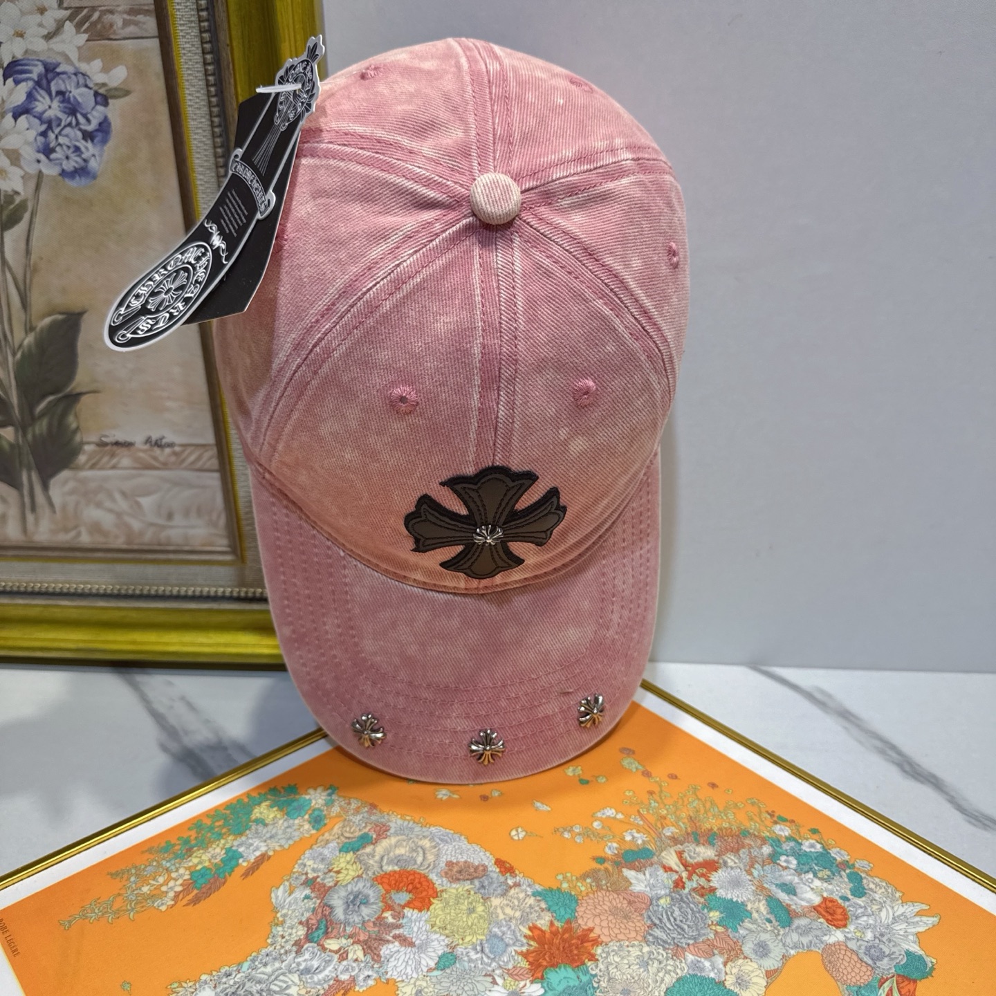 劲爆春夏新款【克罗心】原单官网同款纯棉棒球帽🧢，全钢五金欧美重工手法，曰韩潮流，时尚大气，美女必入款❤️