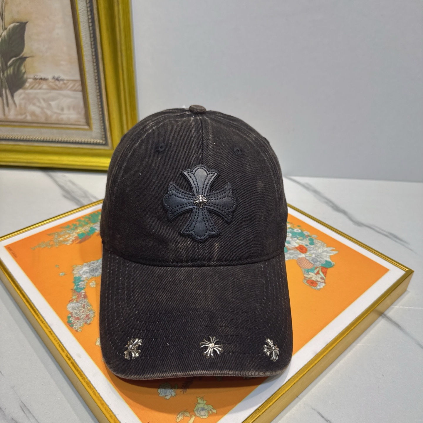 劲爆春夏新款【克罗心】原单官网同款纯棉棒球帽🧢，全钢五金欧美重工手法，曰韩潮流，时尚大气，美女必入款❤️