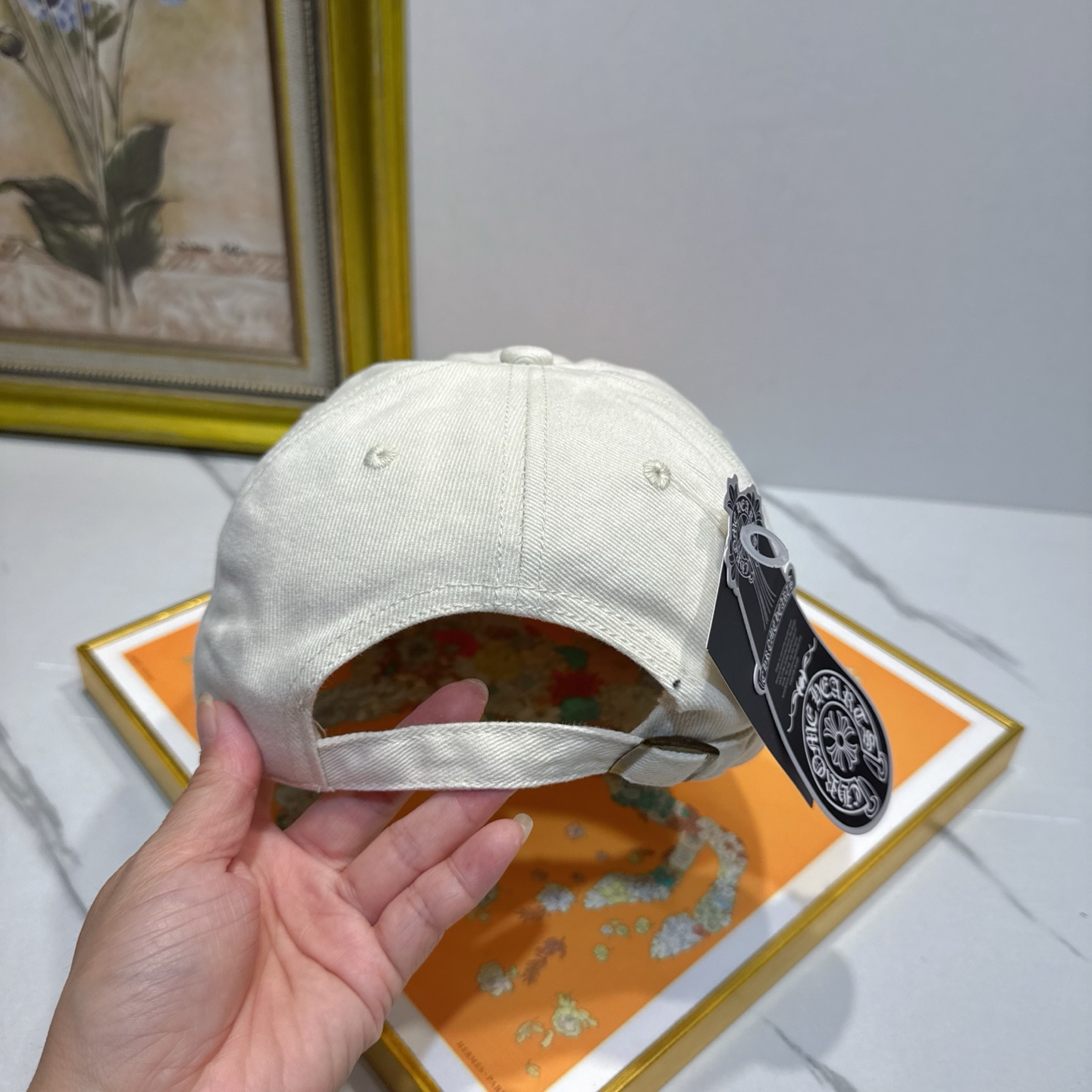 劲爆春夏新款【克罗心】原单官网同款纯棉棒球帽🧢，全钢五金欧美重工手法，曰韩潮流，时尚大气，美女必入款❤️
